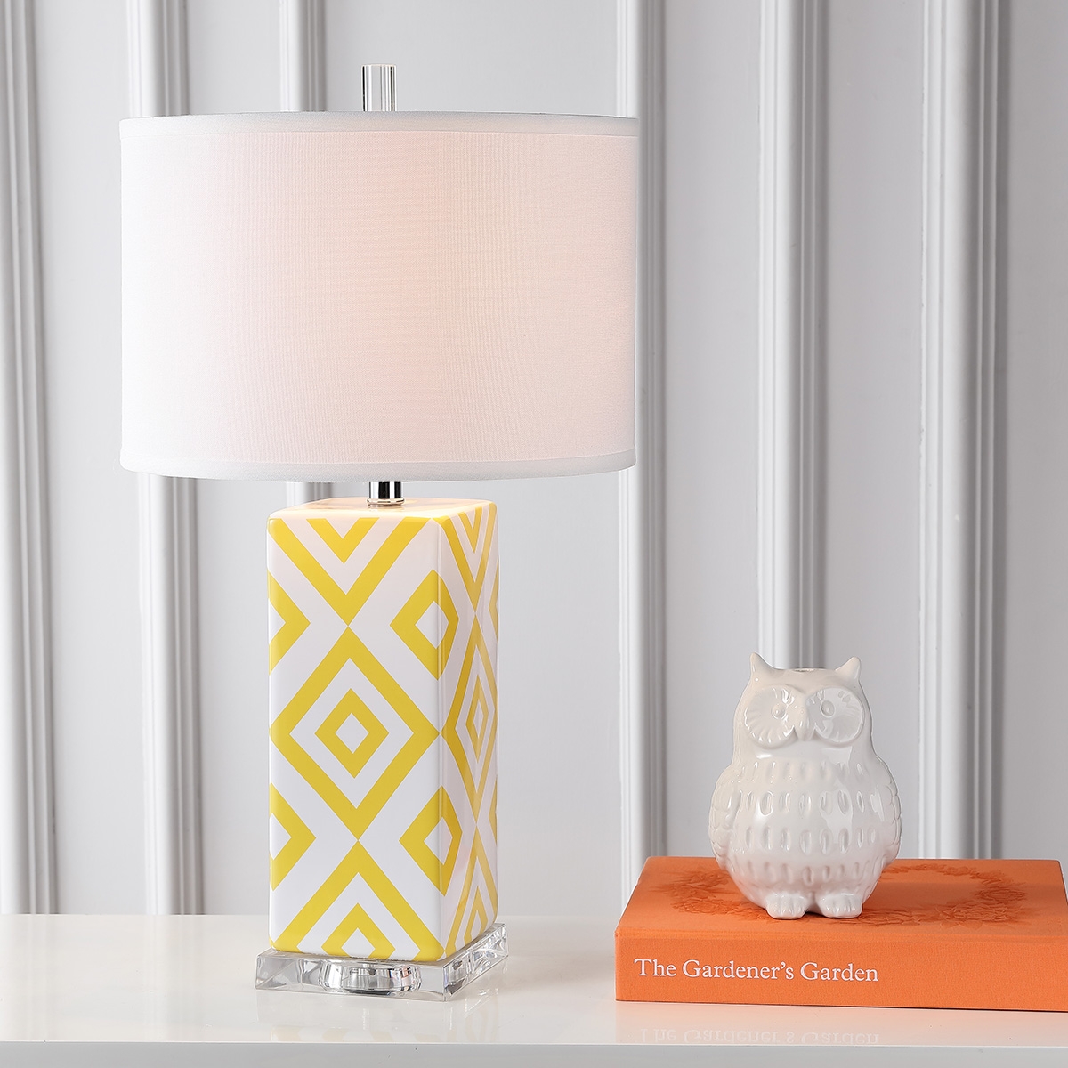 Diamonds 27-Inch H Table Lamp - Yellow - Safavieh - Image 5