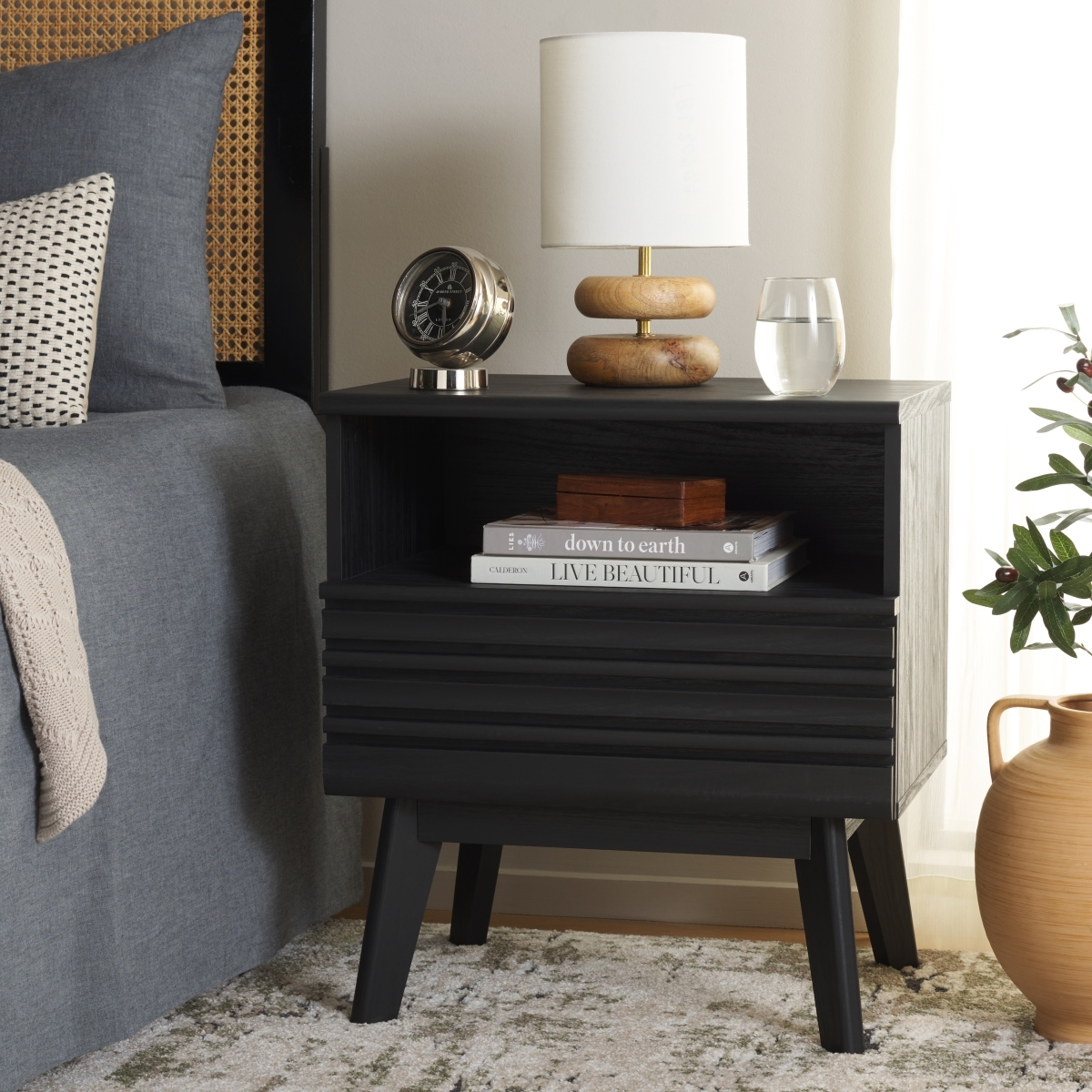 Esma 1 Drawer 1 Shelf Nightstand - Black - Safavieh - Image 1