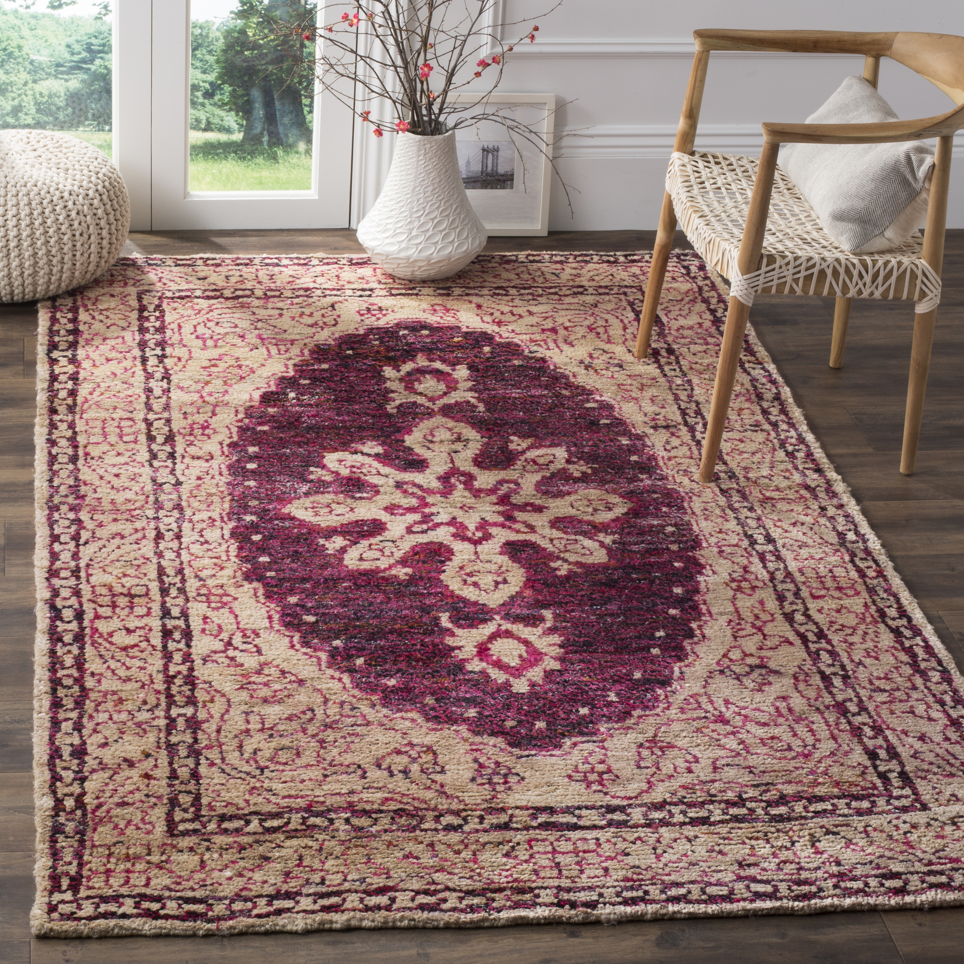 Arlo Home Hand Knotted Area Rug, TGR604A, Fuchsia/Beige,  4' X 6' - Image 0