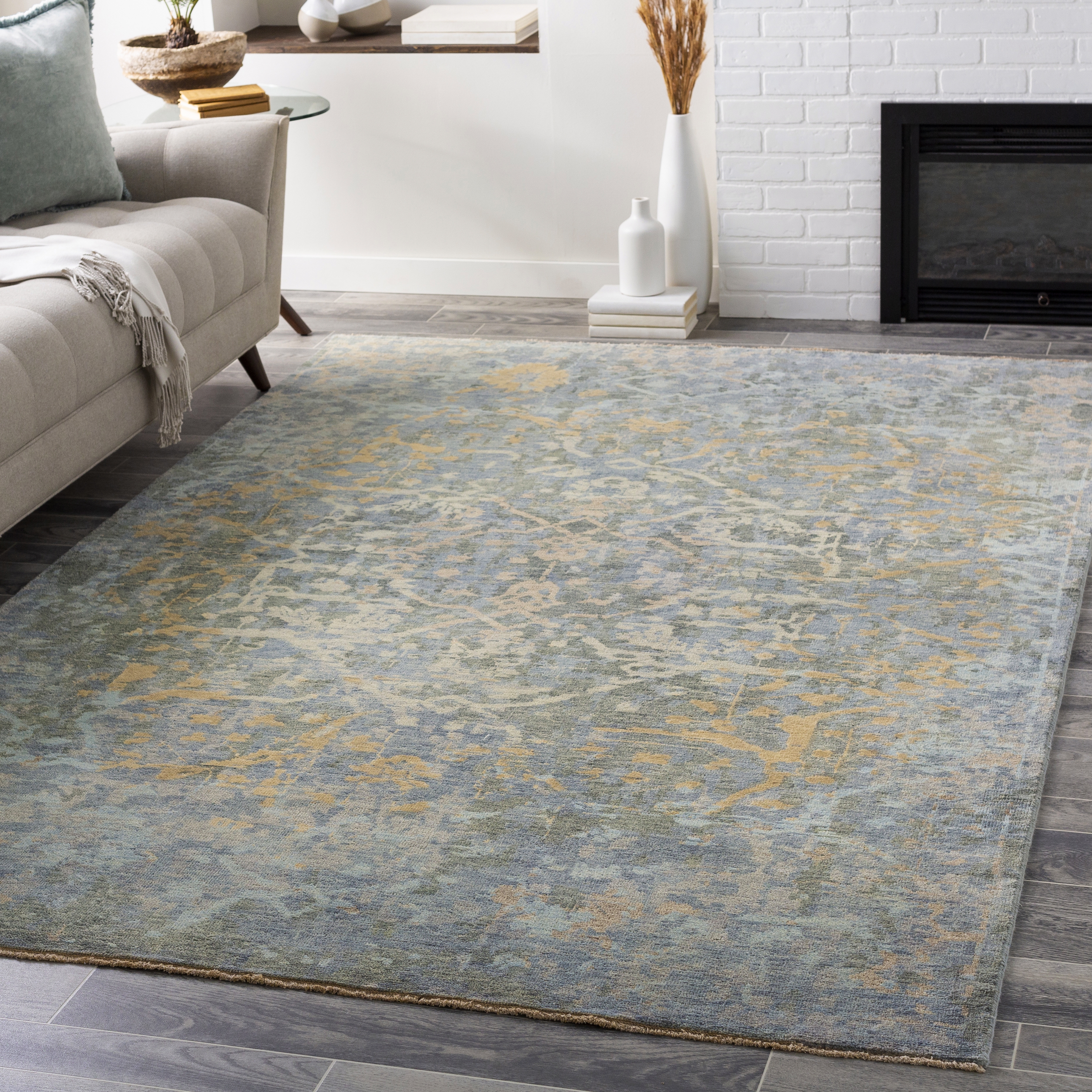 Normandy Gray Indoor 4' x 6' Handmade Rug - Image 1