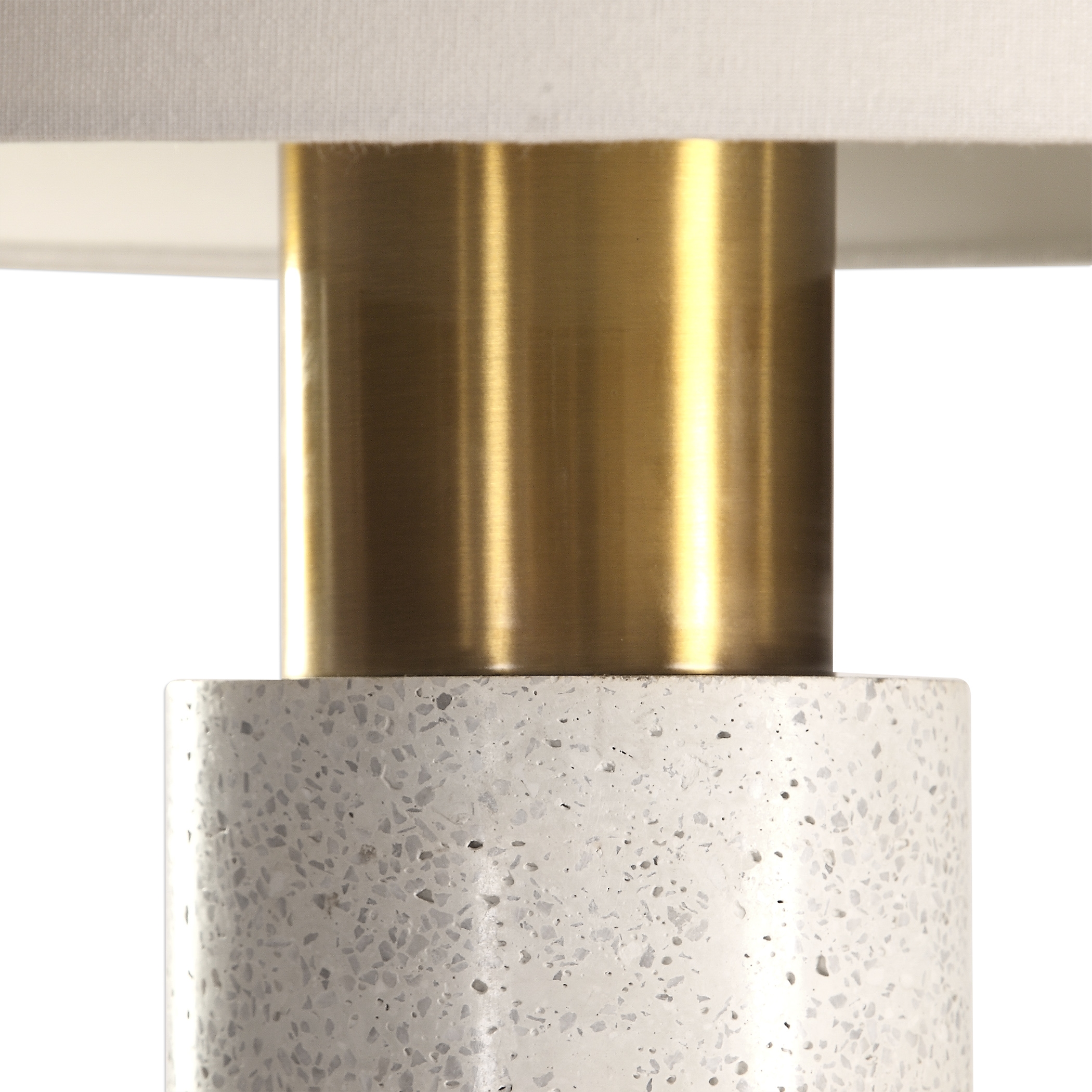 Vaeshon Concrete Table Lamp - Image 3