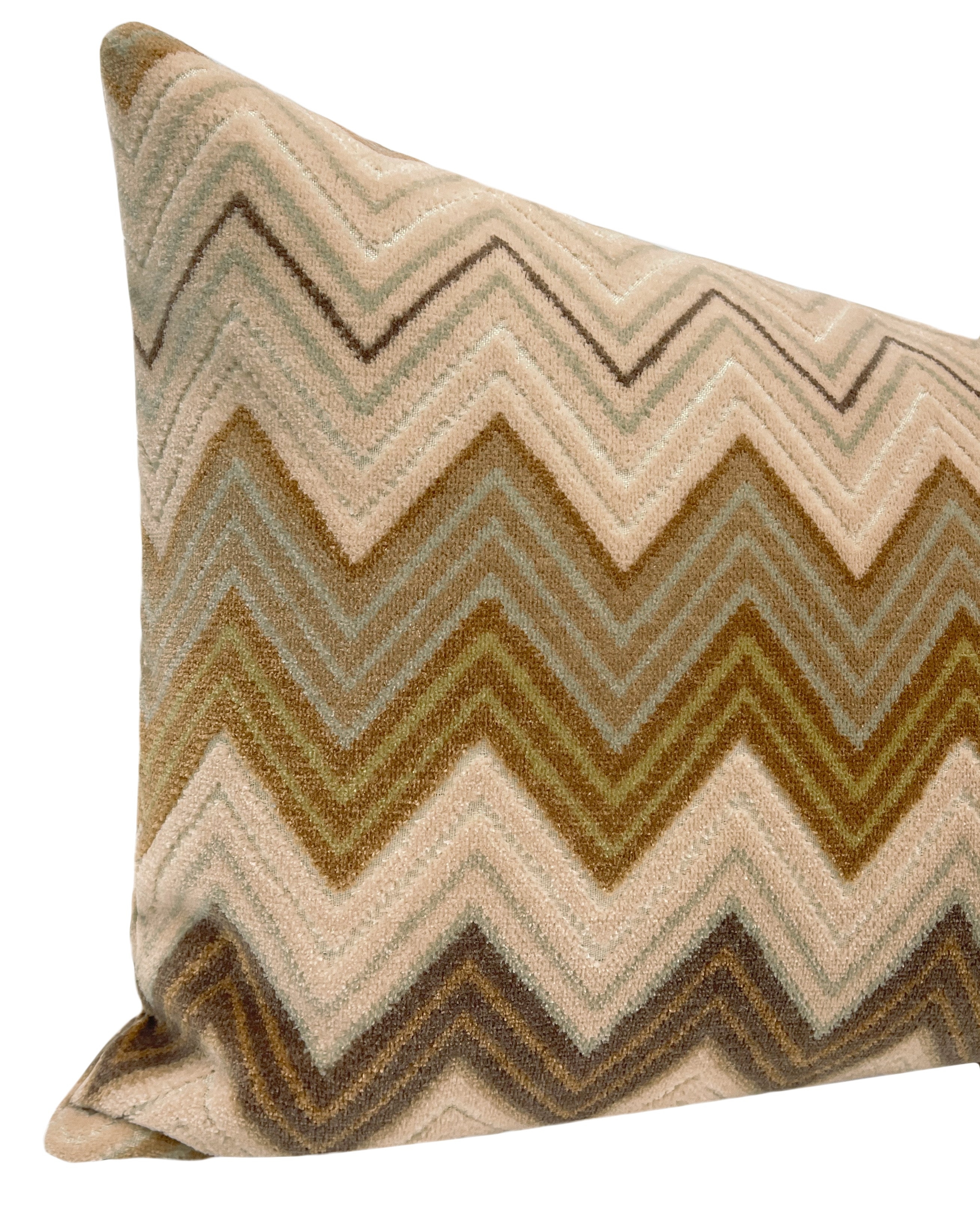 THE XL LUMBAR :: CAPRIO CUT VELVET // CAMEO - BY THE YARD - Image 4