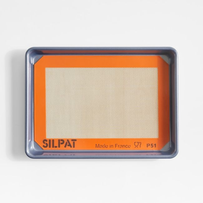 Crate & Barrel Quarter Sheet and Silpat Set - Image 0