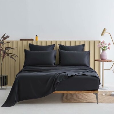 3Pcs/Set Silk Home Textile Bedding,King Size 1X Quilt Cover & & 2X Pillowcases(Black) - Image 0