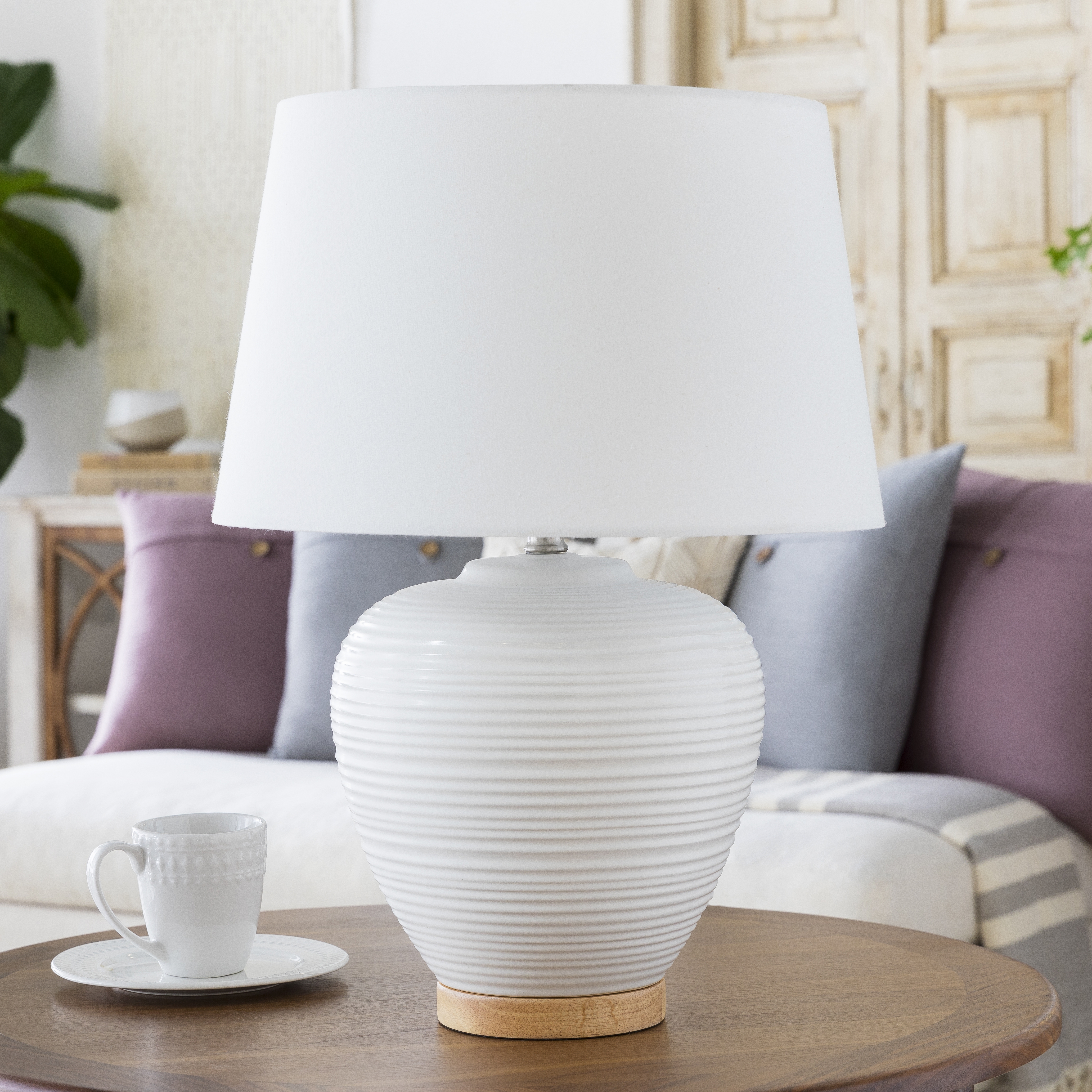 Bixby Table Lamp - Image 1