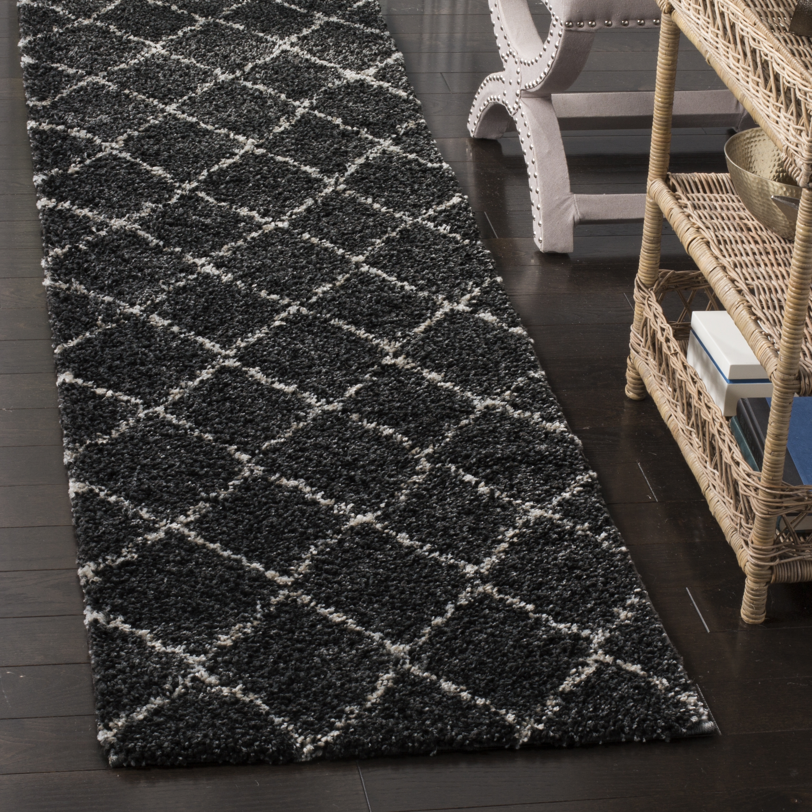 Arlo Home Woven Area Rug, ASG742C, Anthracite/Beige,  2' 3" X 8' - Image 1