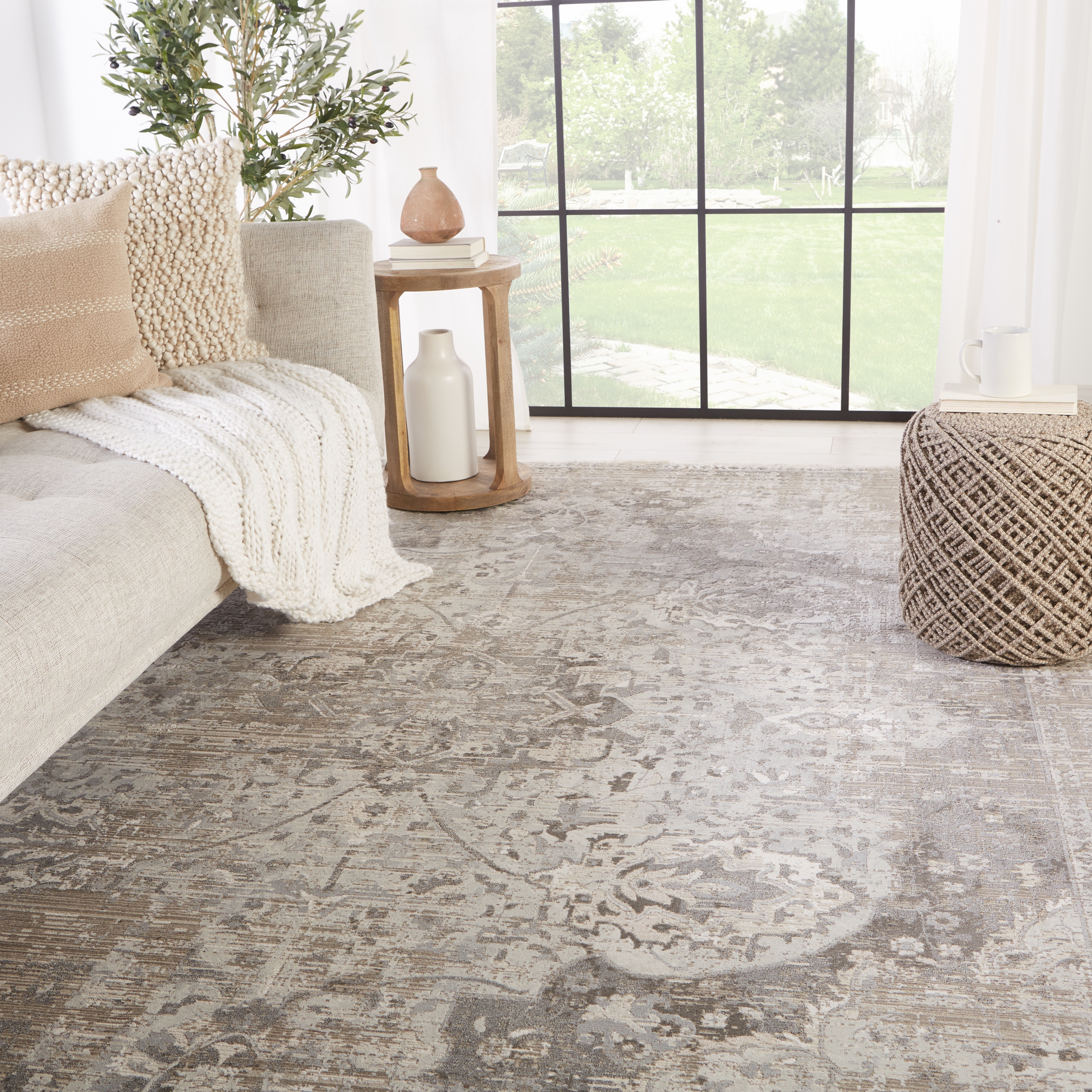 Vibe by Ginevra Medallion Gray/ Ivory Runner Rug (3'X8') - Image 4