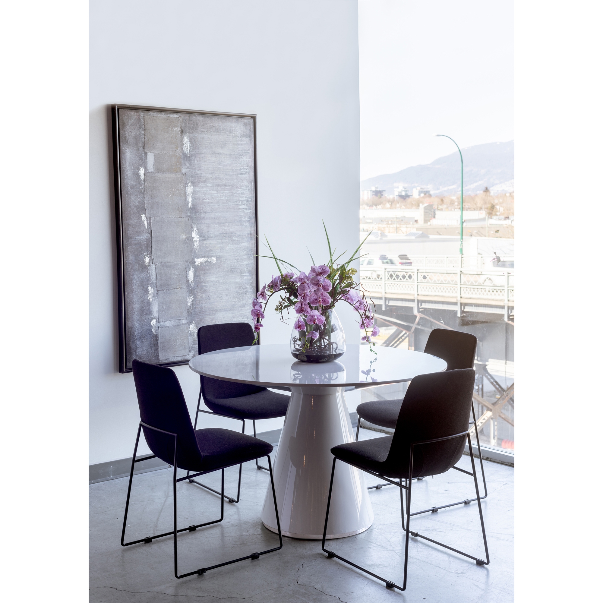 Otago 47In Round  Dining Table White - Image 3