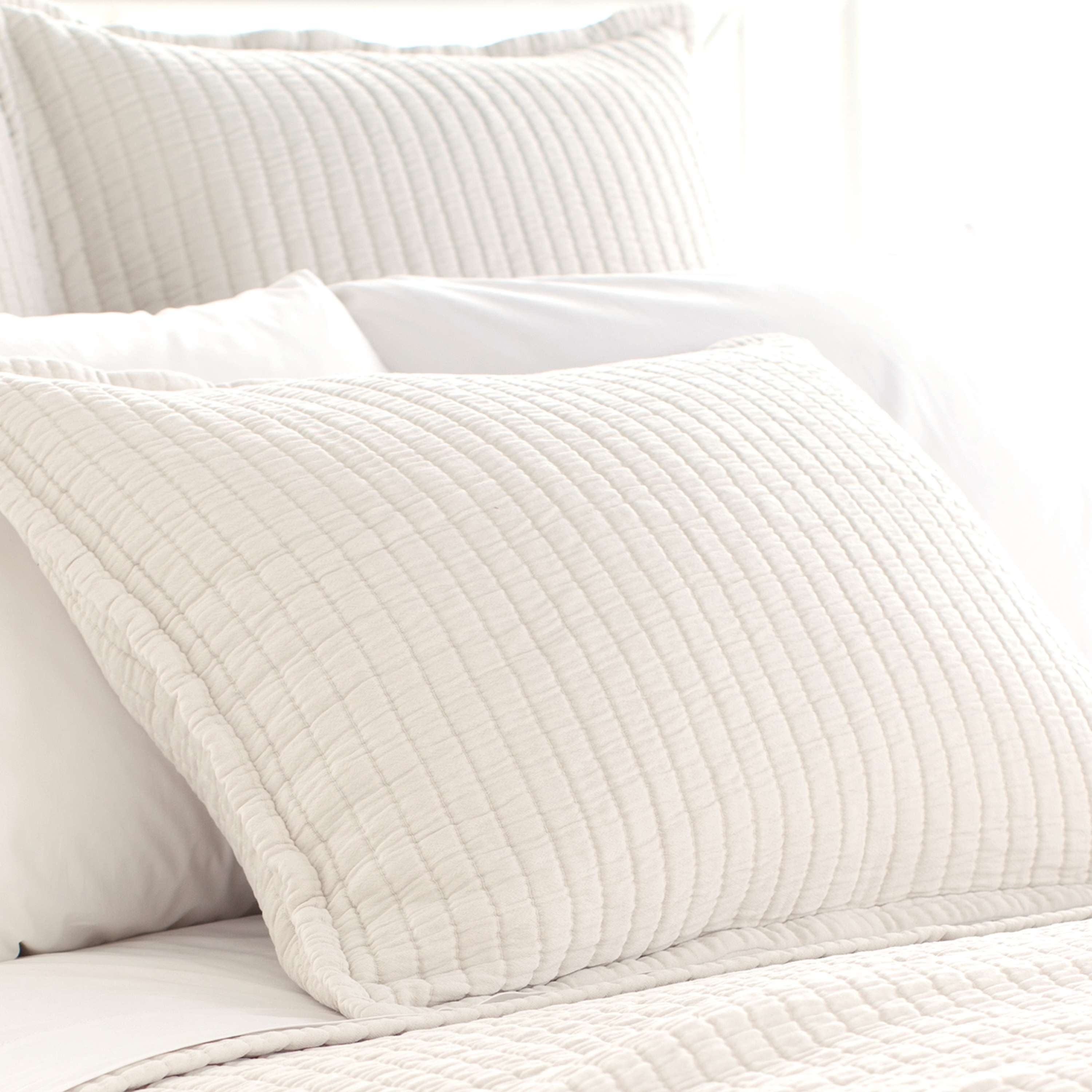 Boyfriend Ivory matelasse sham - Image 0