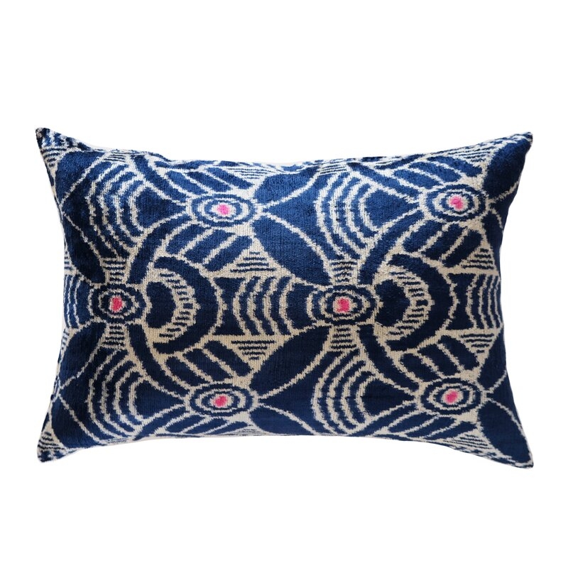 LOOMY Beli Rectangular Silk Pillow Cover & Insert - Image 0
