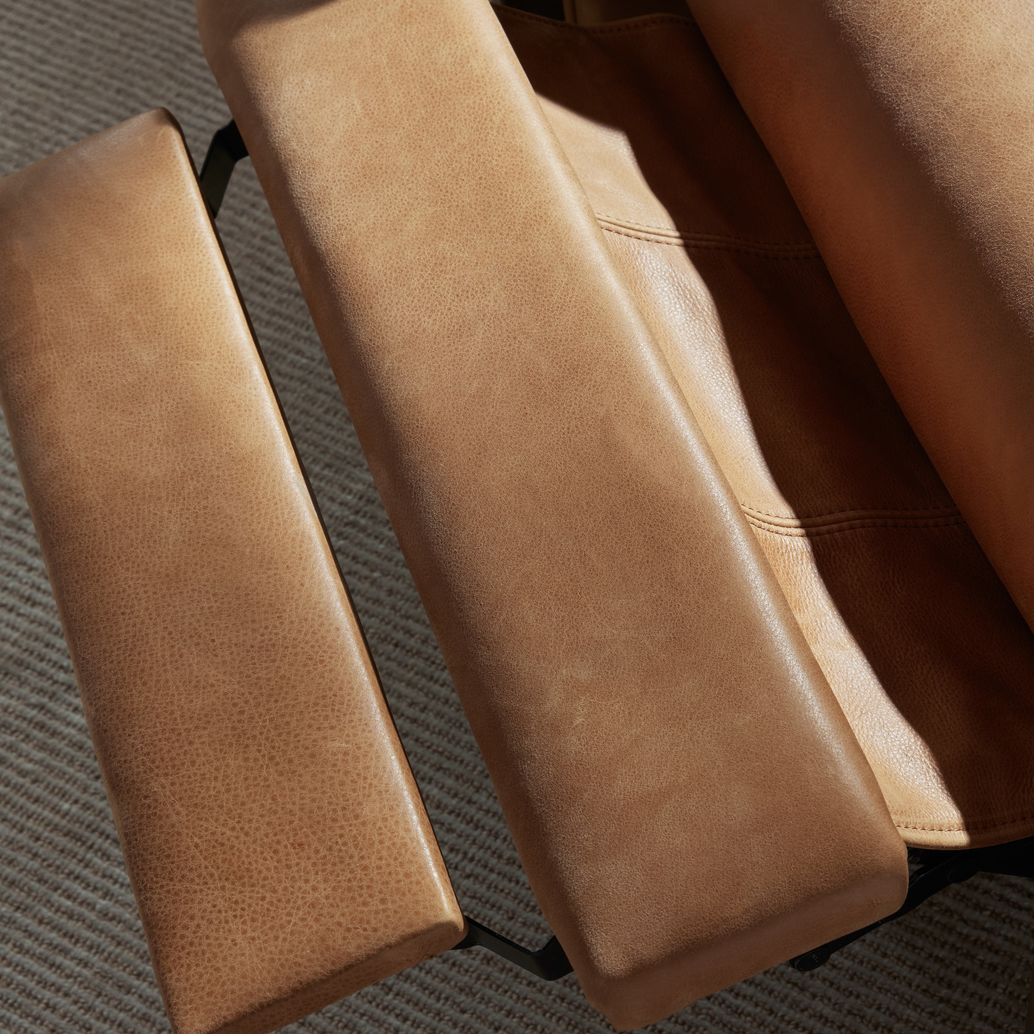 Rudd Recliner-Palermo Cognac - Image 15
