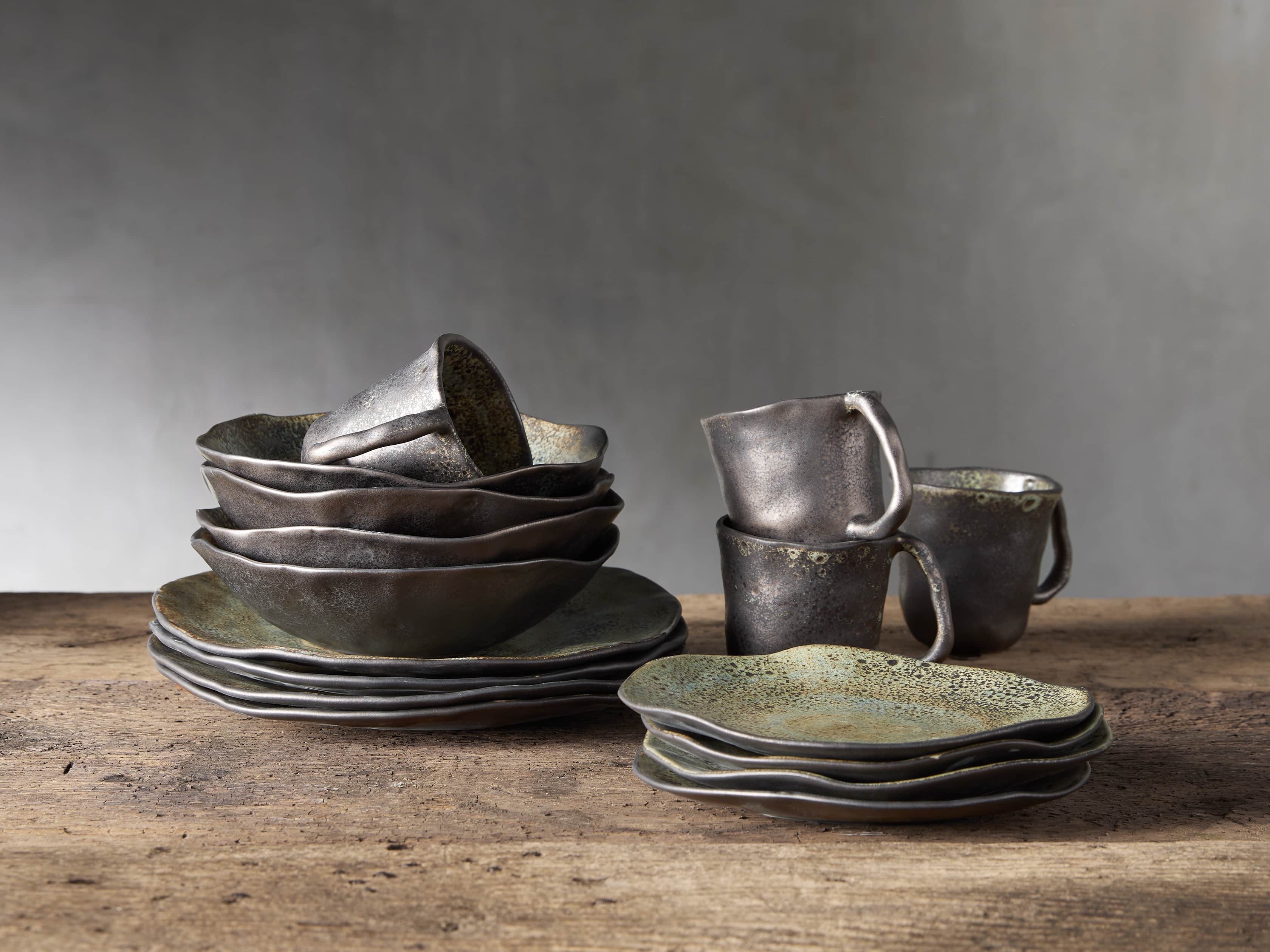 Gallatin Dinnerware (Set Of 16) in Stoneware Green - Image 0