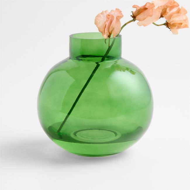 Leone Small Green Glass Vase 7" - Image 0