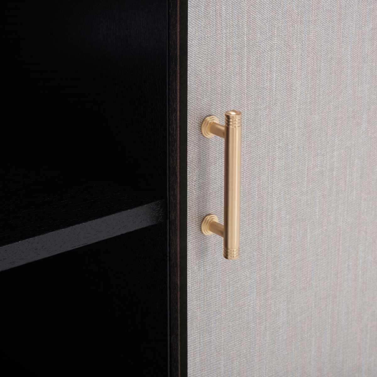 Estella 2 Door 1 Shelf Media Stnd - Black - Safavieh - Image 3