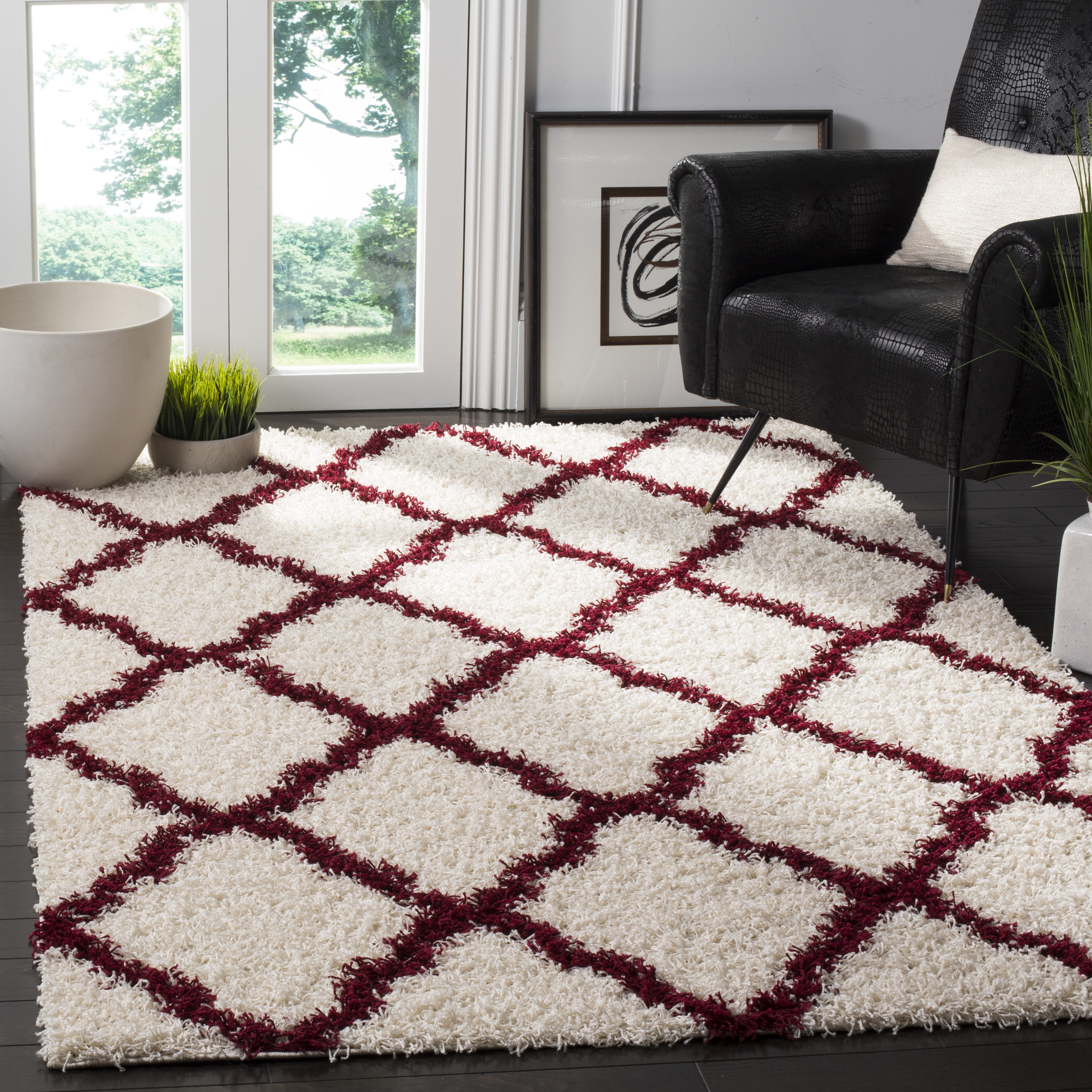 Arlo Home Woven Area Rug, SGD257R, Ivory/Red,  8' X 10' - Image 1