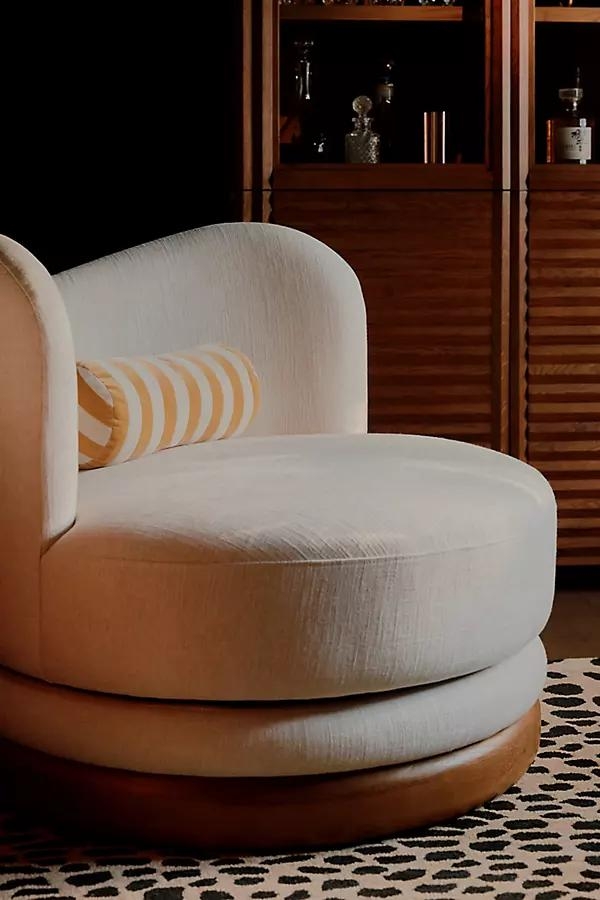 Norris Linen Swivel Chair - Image 0