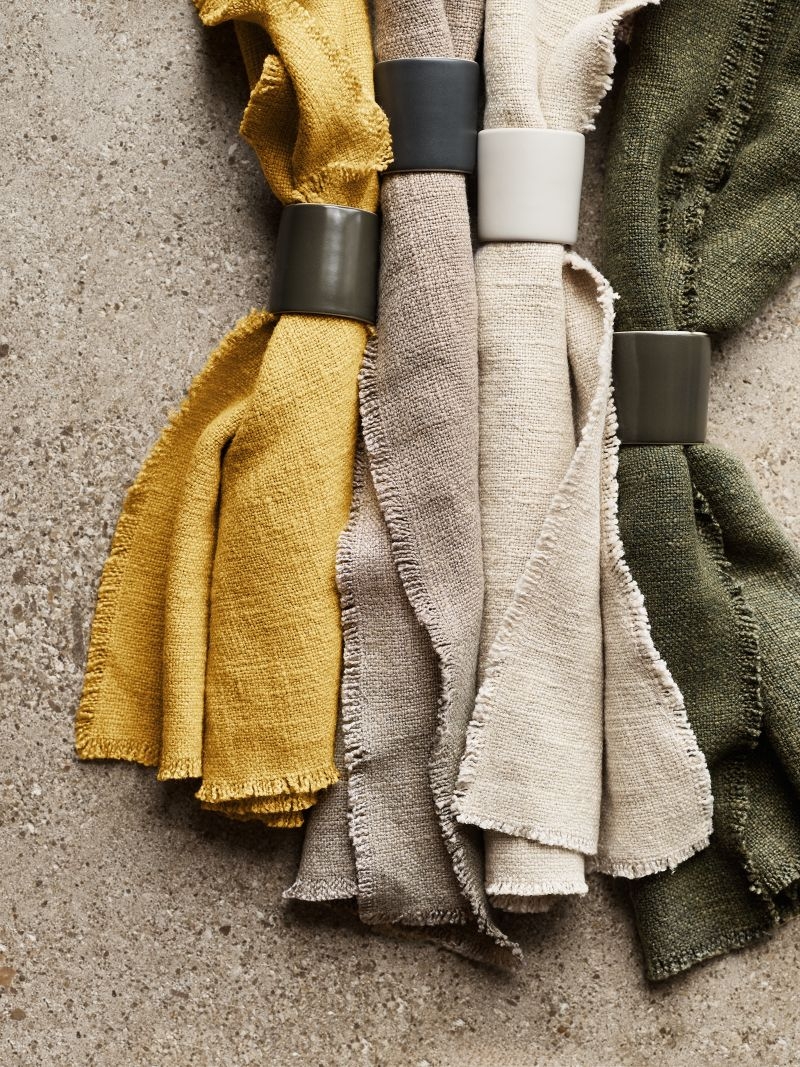 Hudson Ficus Green Dinner Napkins, Set of 4 - Image 1