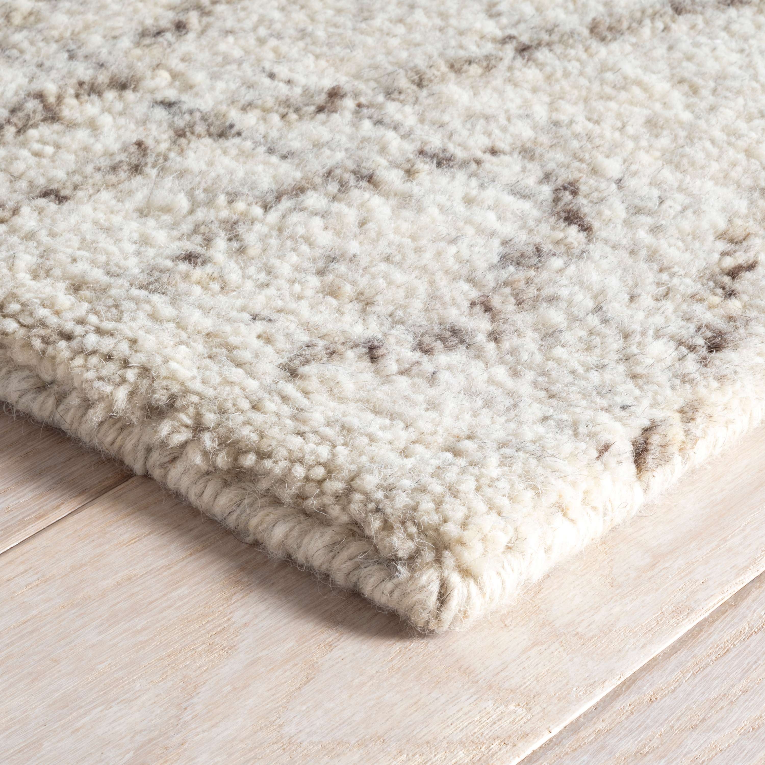 Masinissa Natural Hand Knotted Wool Rug - Image 3