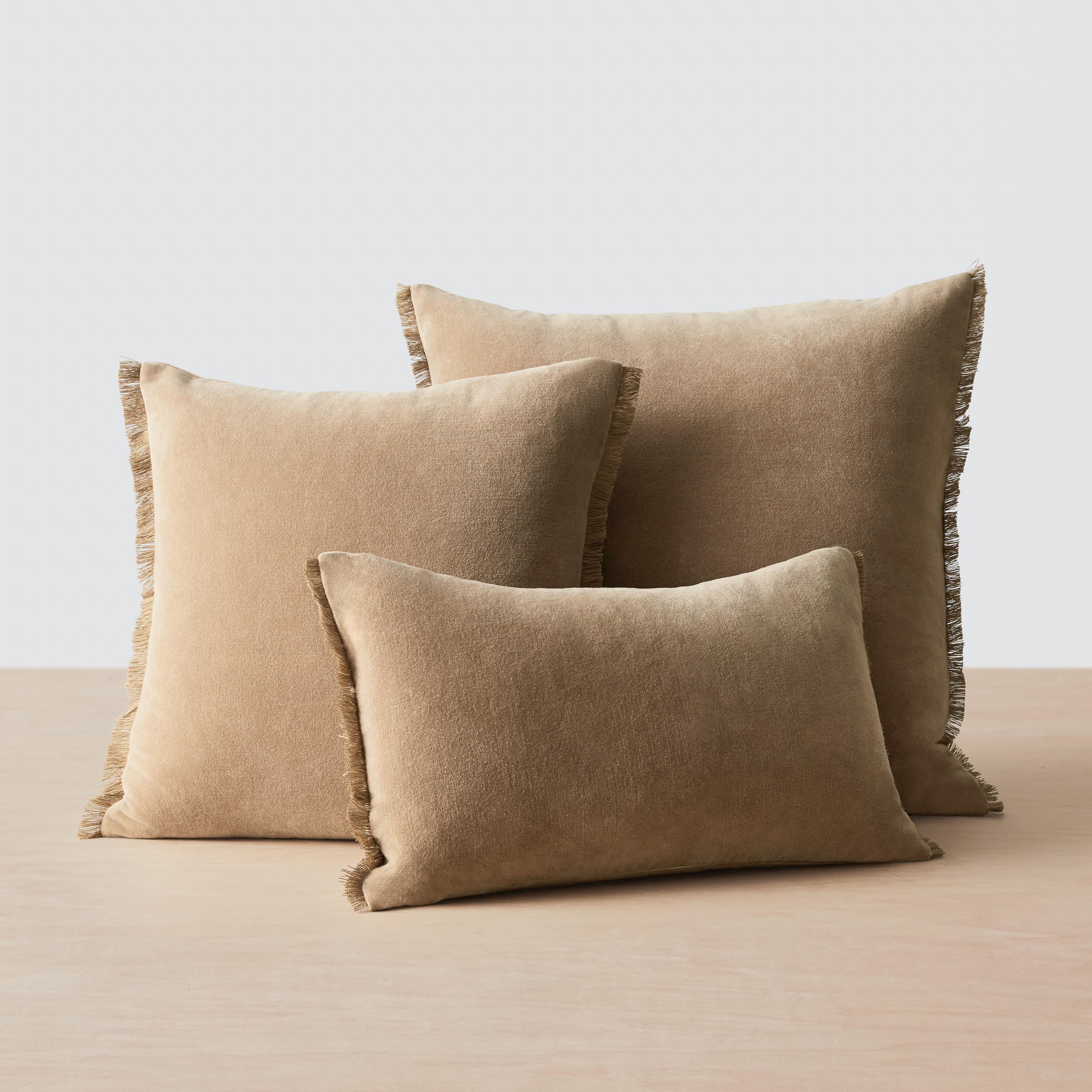 The Citizenry Naveta Velvet | Small Lumbar Pillow | 12" x 20" | moss - Image 10