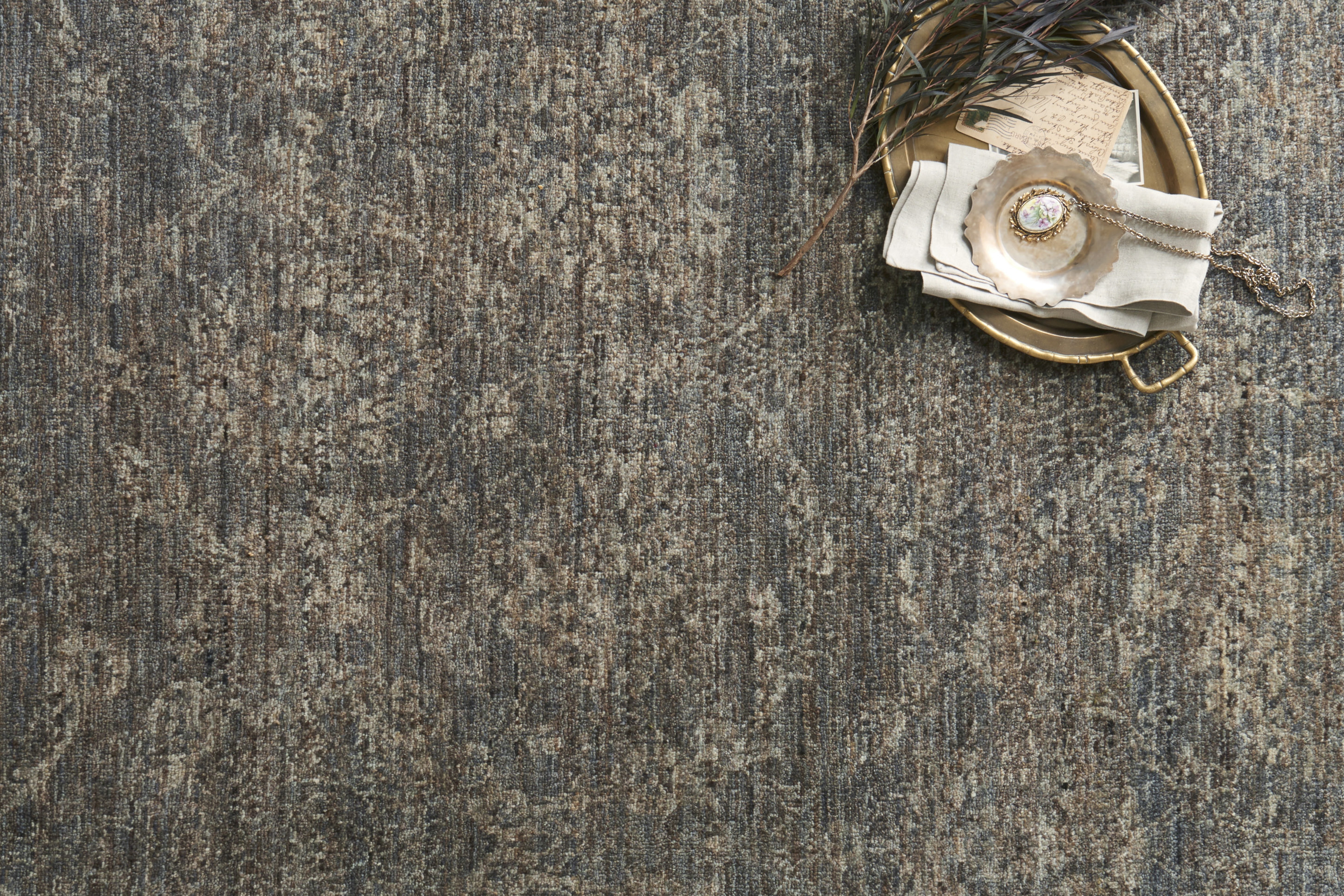 Essex EQ-05 Storm 5'-6" x 8'-6" - Image 1