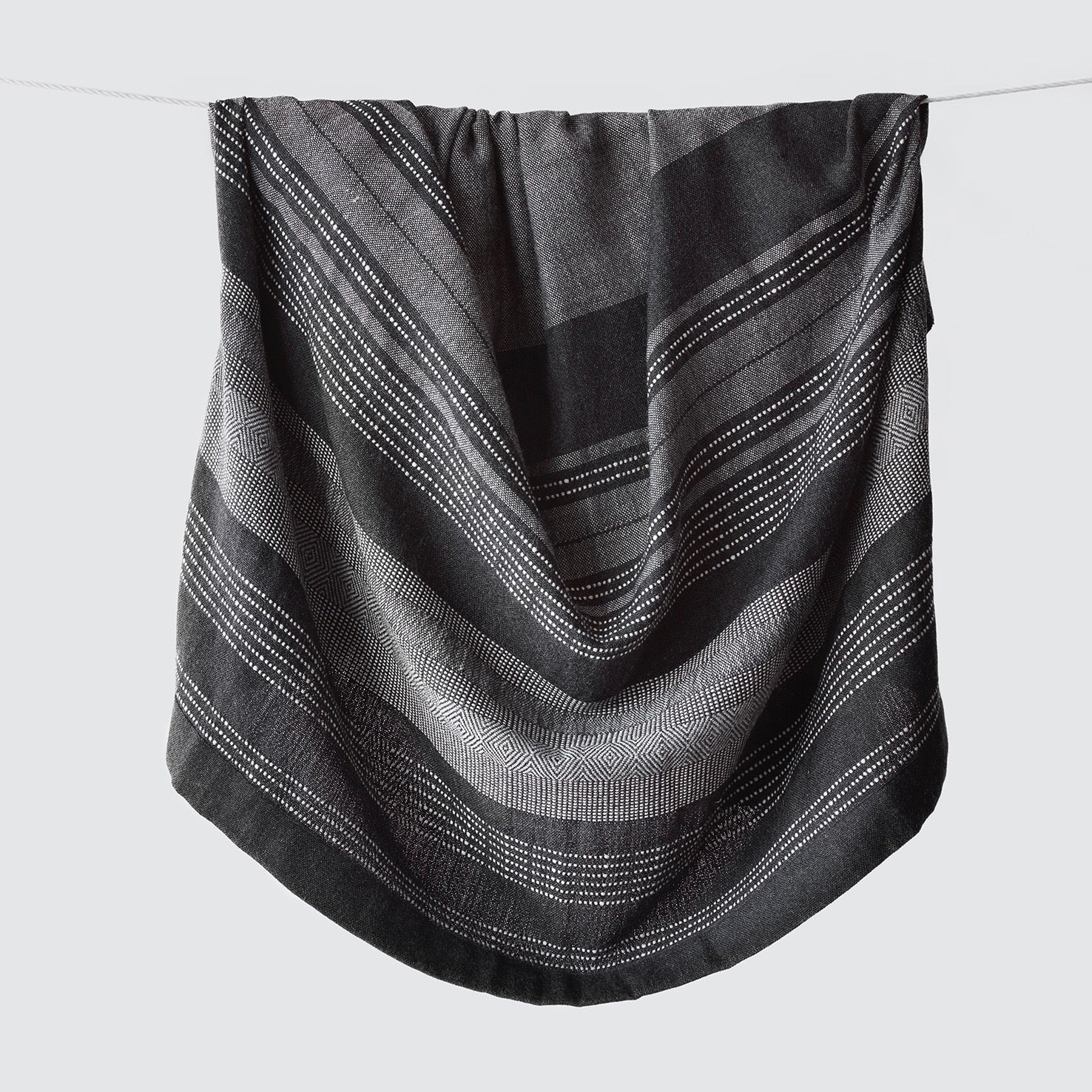 The Citizenry Nevado Alpaca Throw | Black - Image 0
