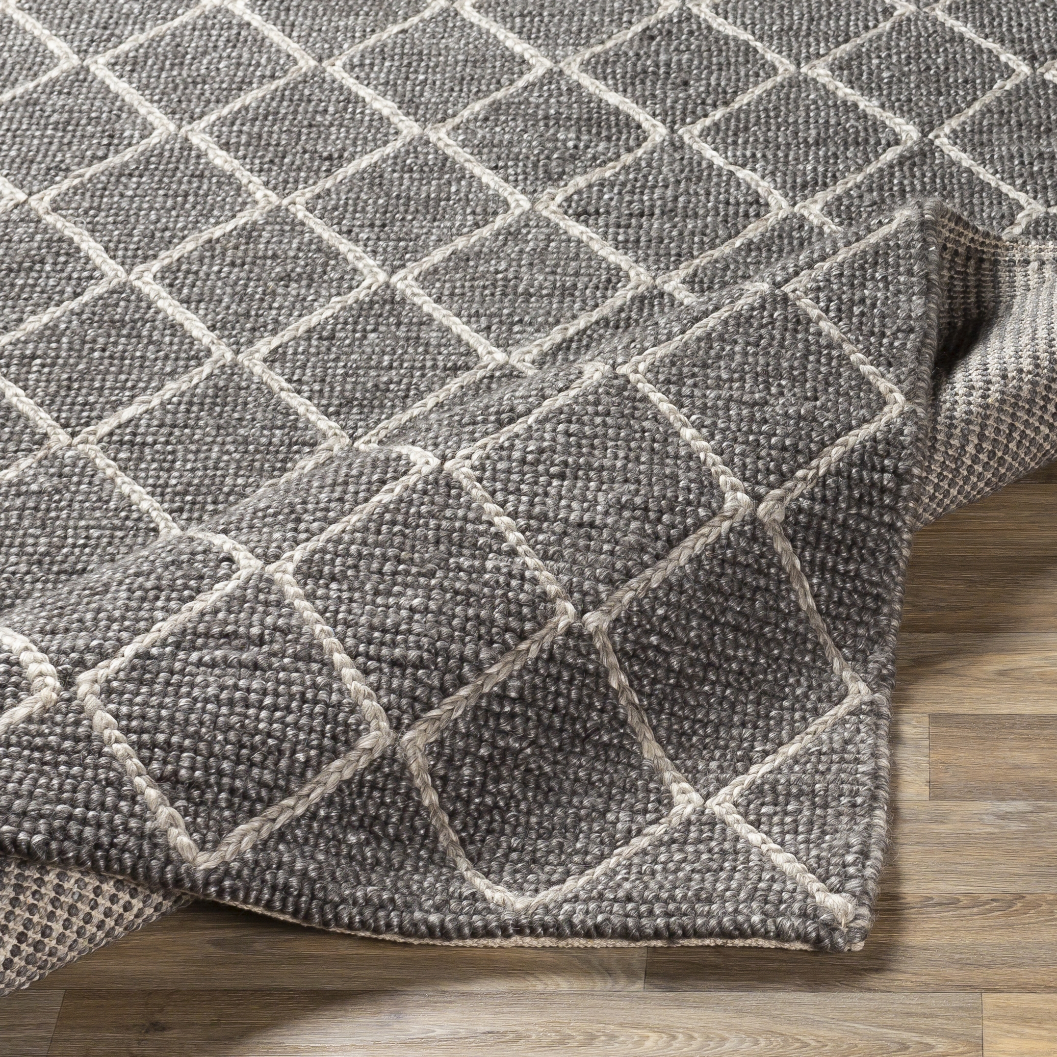 Whistler Brown Indoor 2' x 3' Handmade Rug - Image 4