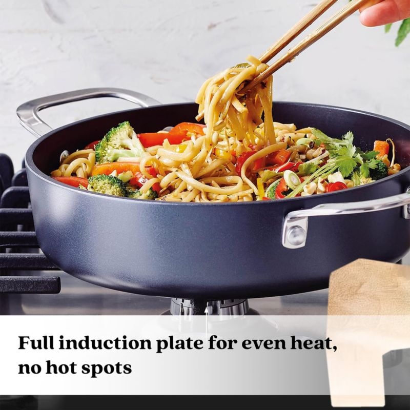 Alva Maestro 9.5" Aluminum Non-Stick Saute Pan with Lid - Image 3