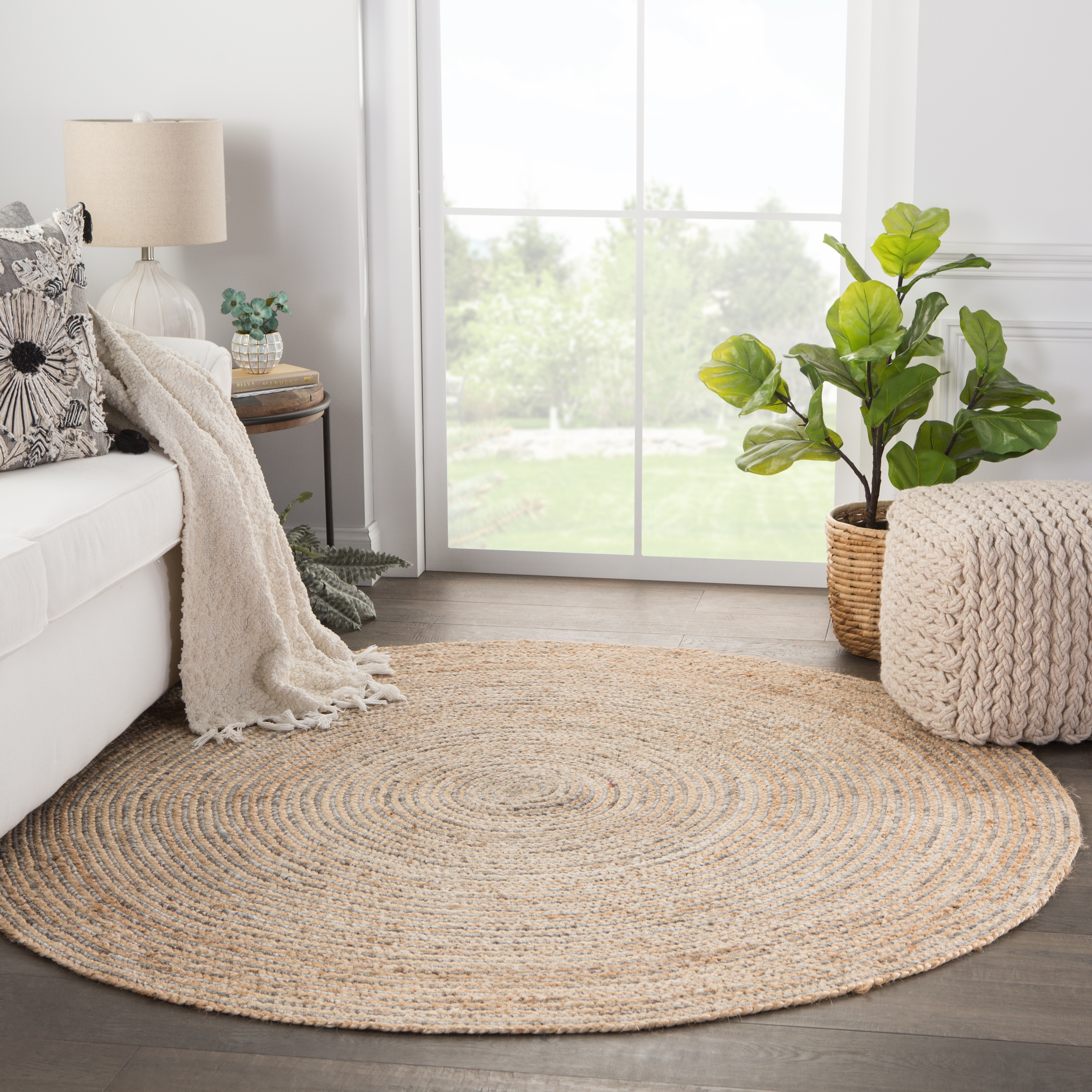 Hastings Natural Solid Beige/ Gray Round Area Rug (8'X8') - Image 3