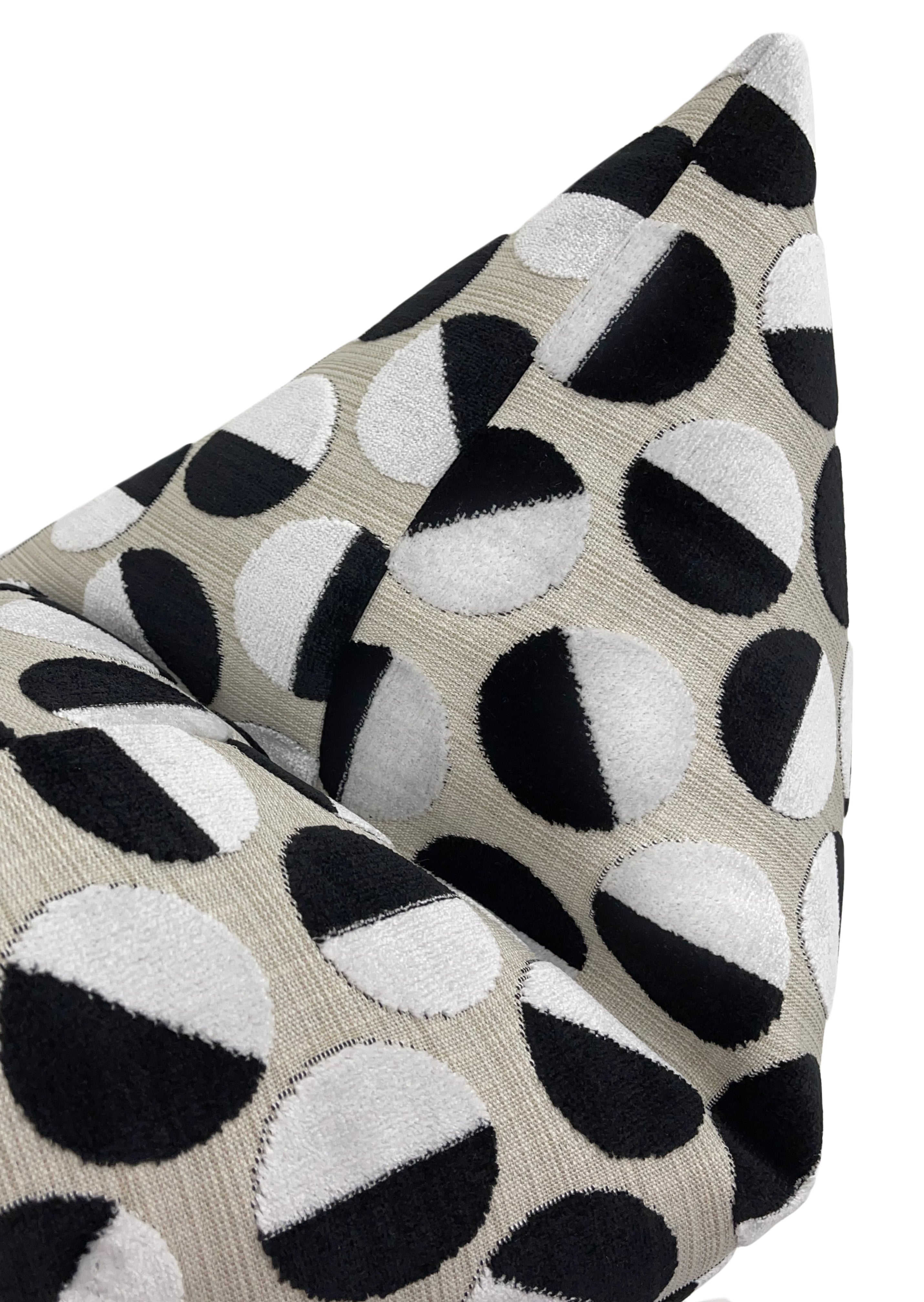 BROOKLYN CUT VELVET // EBONY - 14" X 36" - Image 2