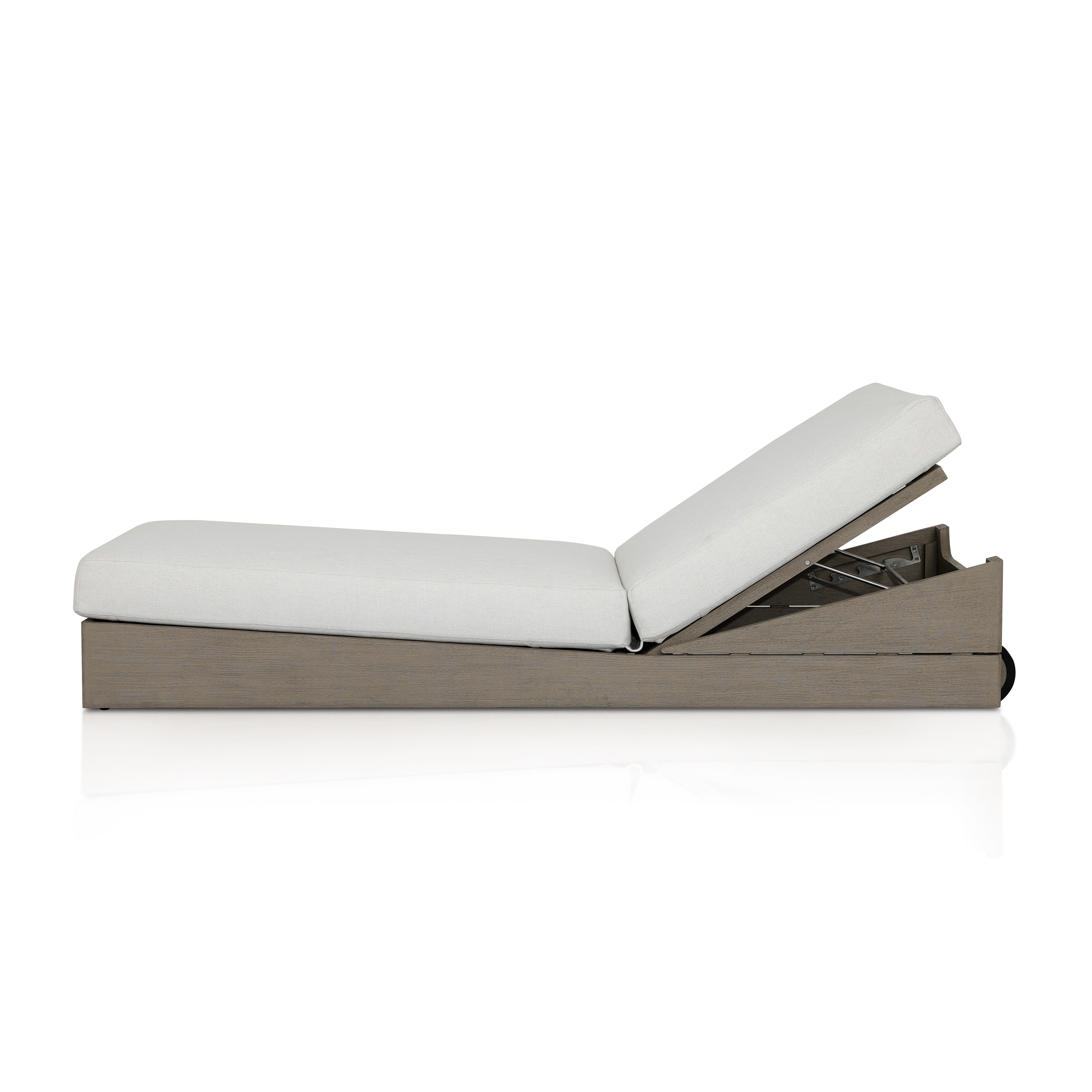 V Outdoor Chaise Lounge - Alessi Linen - Image 3