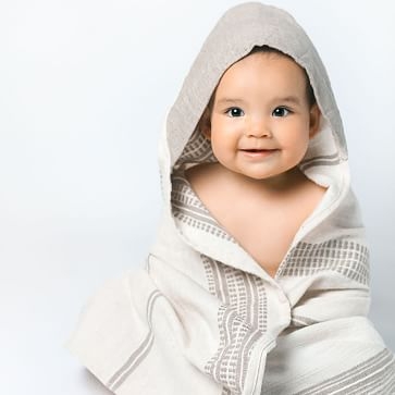 Aden Hooded Children Towel, Blush - Image 3