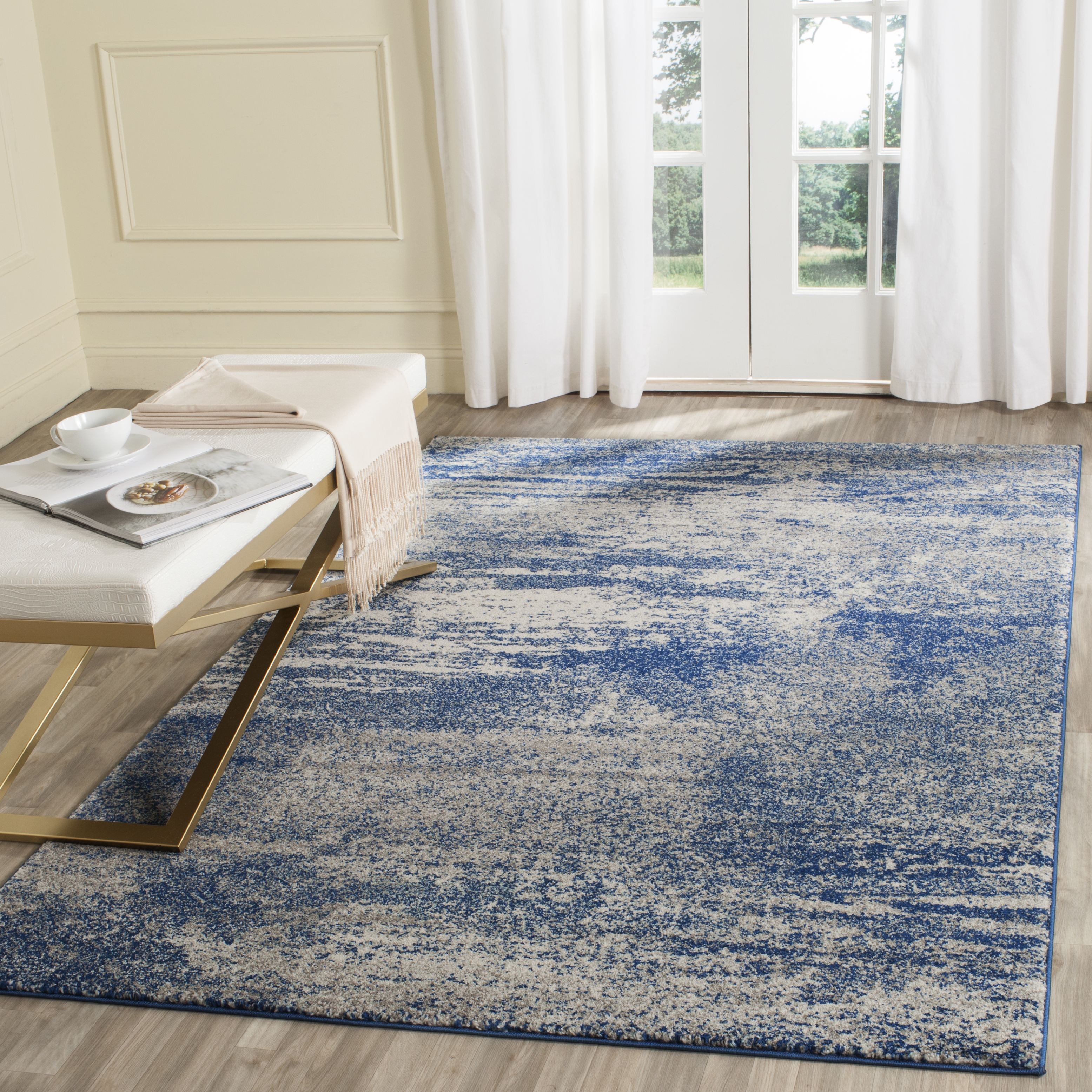 Arlo Home Woven Area Rug, EVK272A, Navy/Ivory,  4' X 6' - Image 1