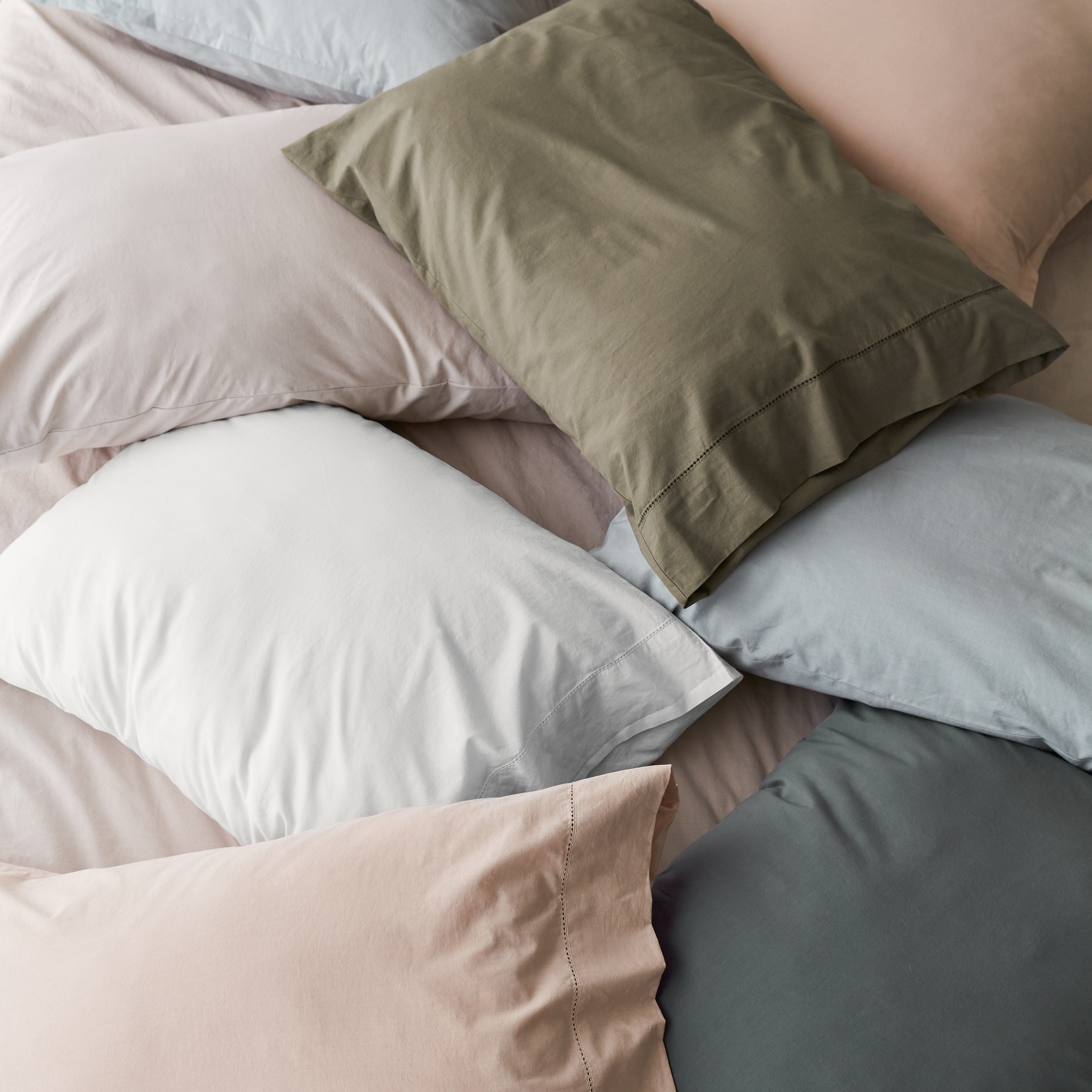 The Citizenry Stonewashed Organic Cotton Percale Pillowcases | Standard - Image 5