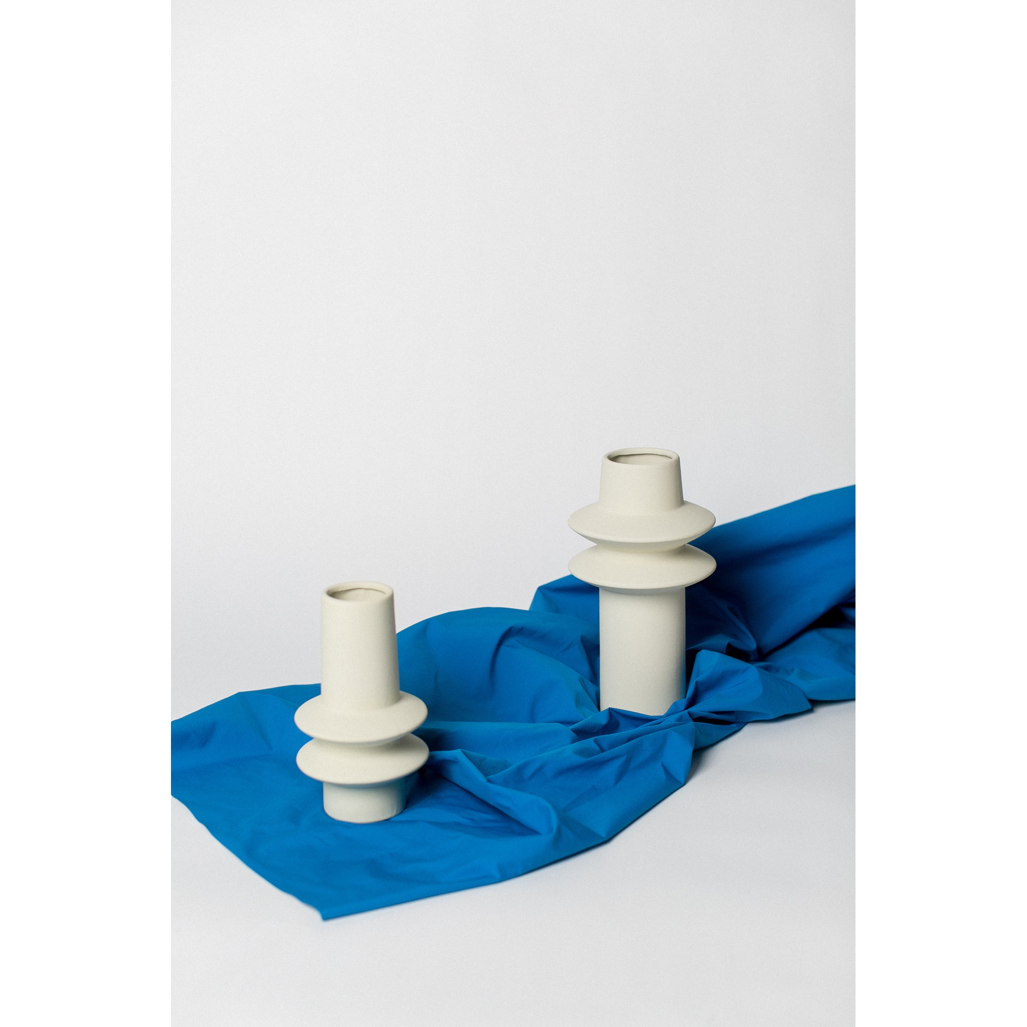 Illustrator Vase Large Cream - Image 2