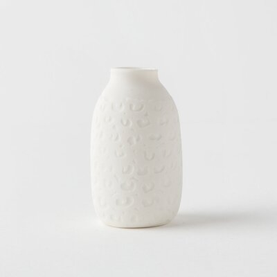 3 Piece White Porcelain Table Vase Set - Image 0