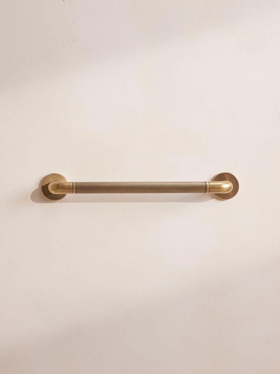 Mayfair Towel Rack, Medium - Image 0