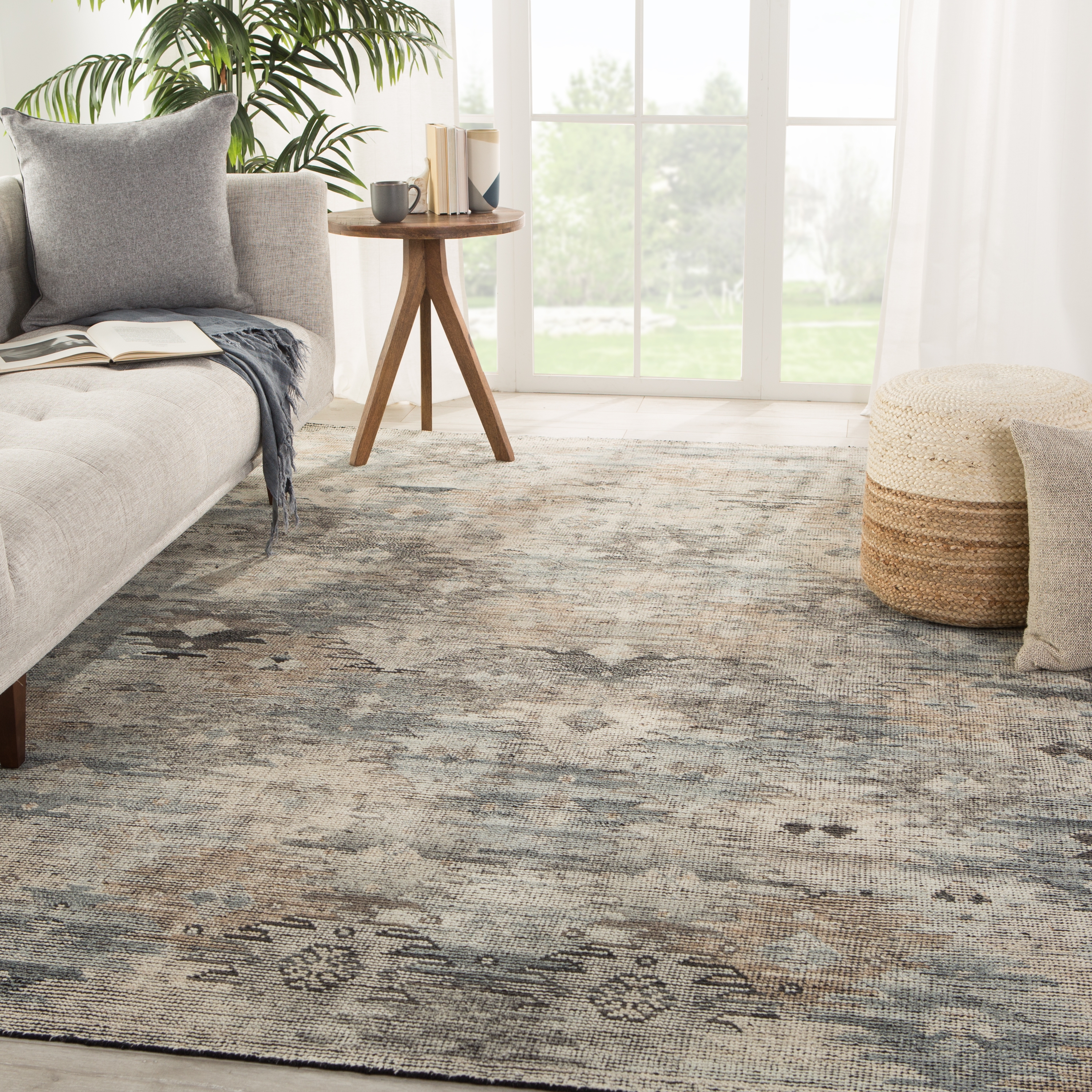 Nakoda RIZ08 Handknotted Tribal Black and White Area Rug (9'x12') - Image 4