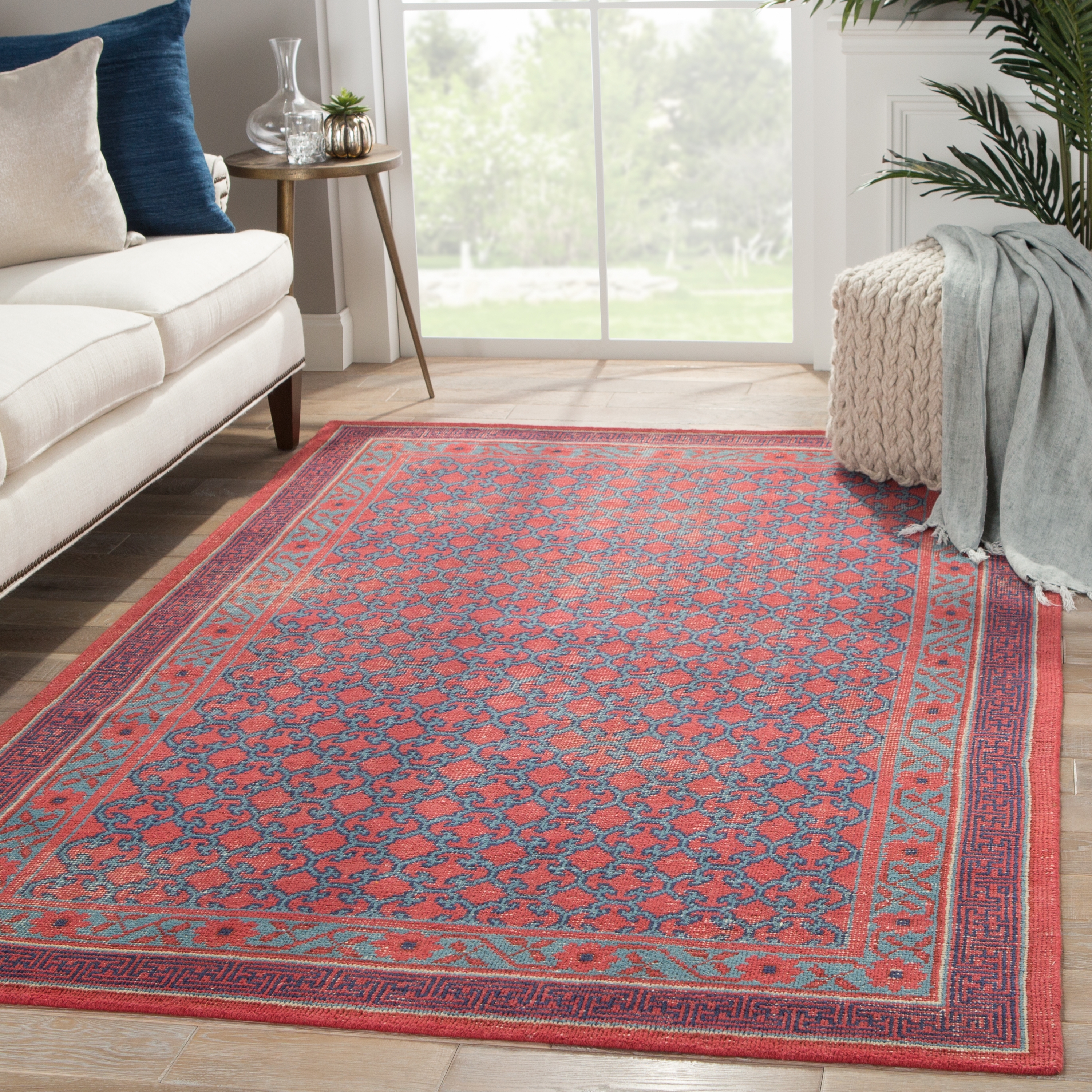 Concord Hand-Knotted Medallion Red/ Blue Area Rug (9' X 12') - Image 4