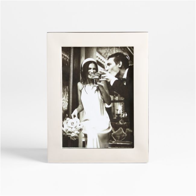 Signature Silver 5x7 Picture Frame - Image 0