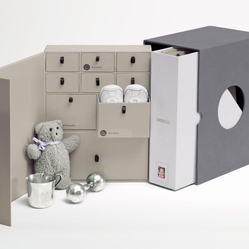The Deluxe Edition Baby Keepsake Box - Image 3