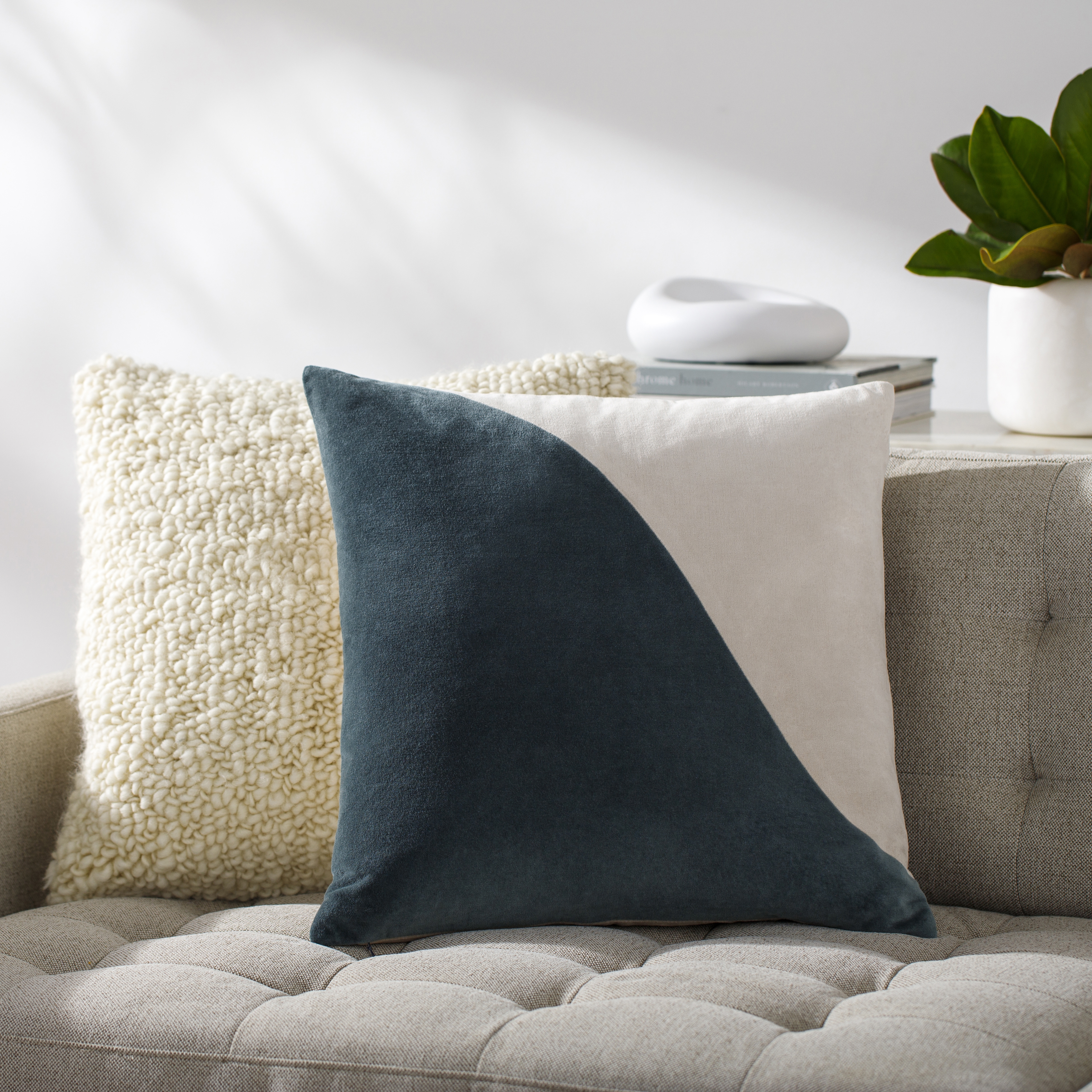 Cotton Velvet CV-067 13"L x 20"W Pillow Cover - Image 1
