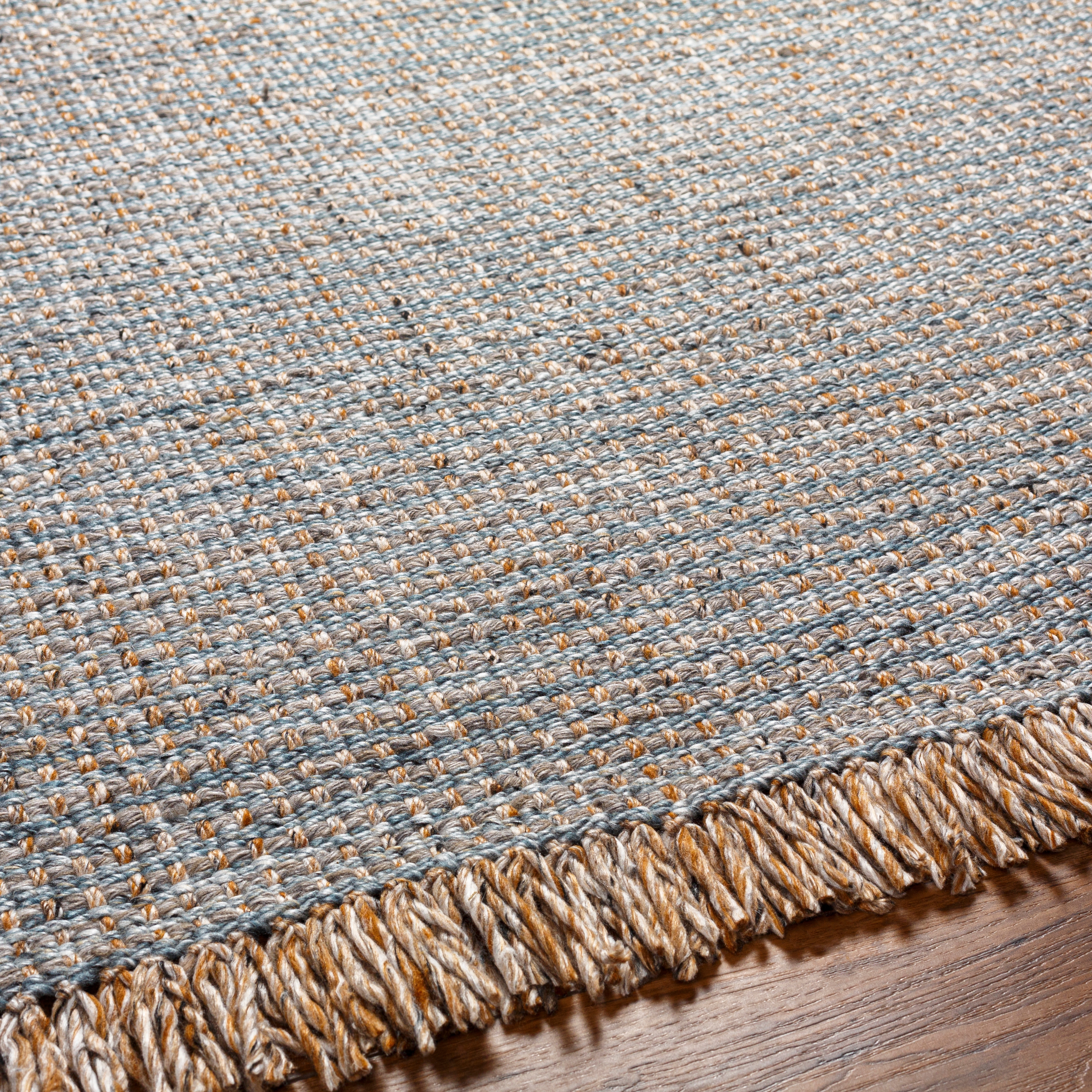 Sara Gray Indoor 2'6" x 8' Handmade Rug - Image 3