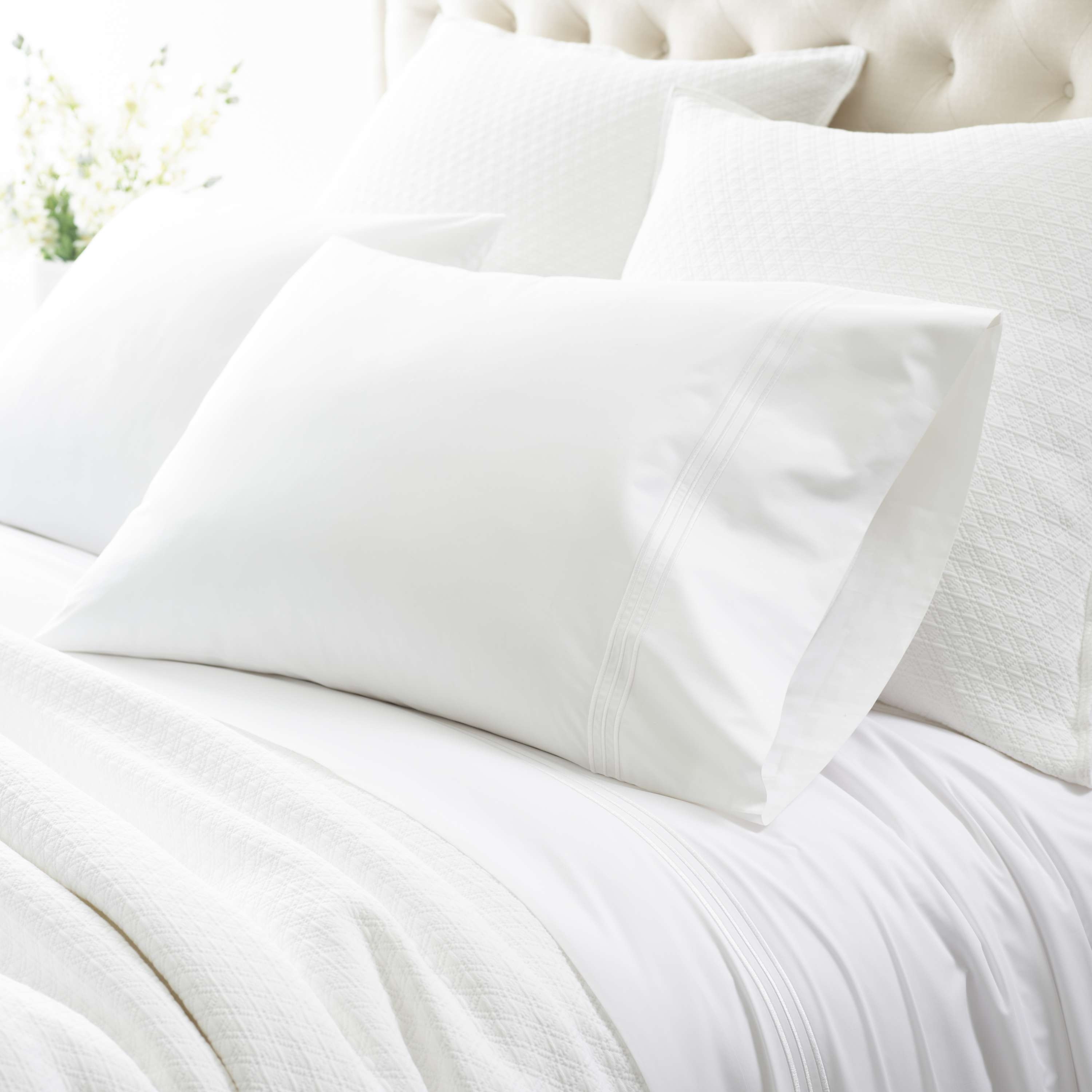 Trio White Pillowcases (Pair) - Image 0