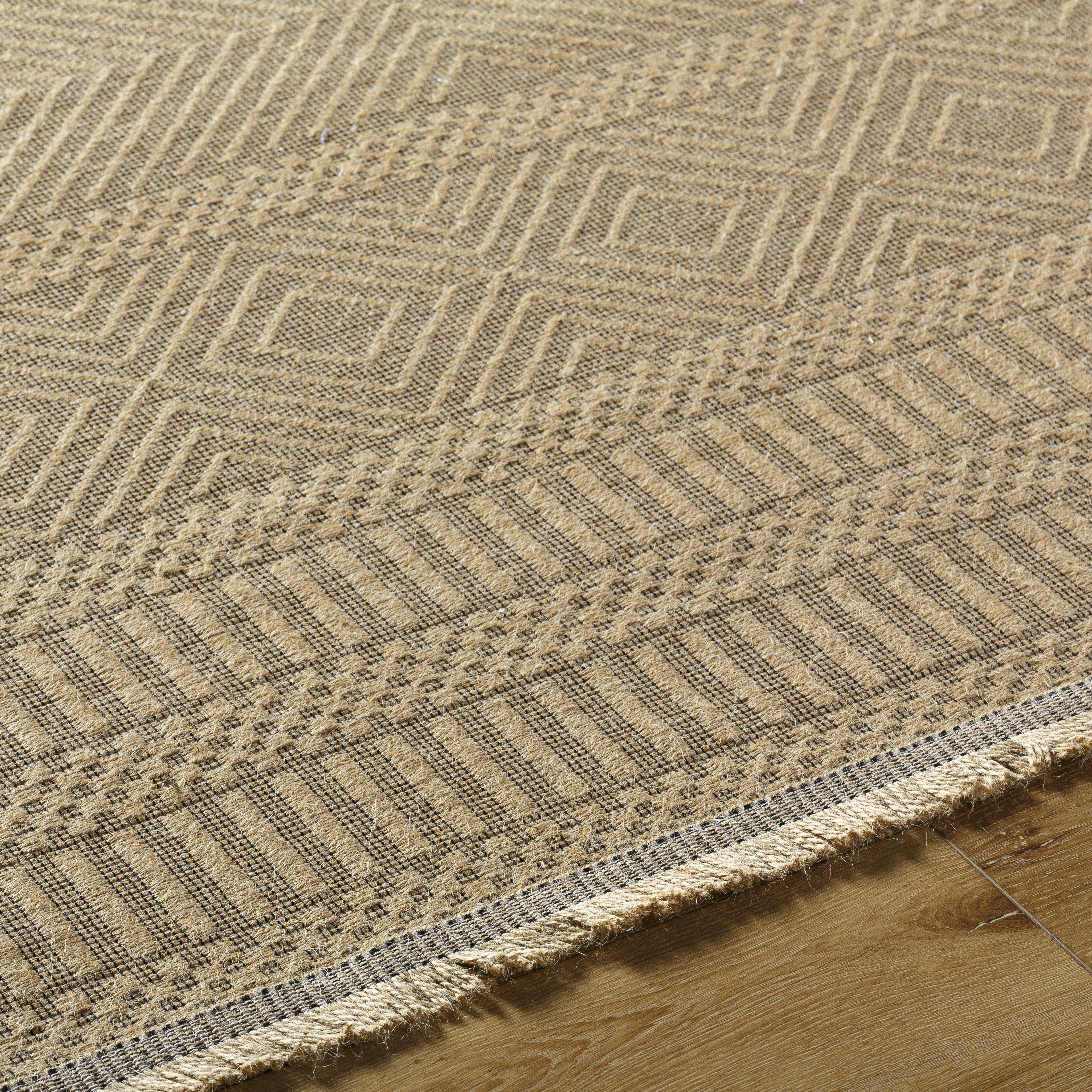 Mystery Beige Indoor 27" x 45" Machine Woven Rug - Image 2