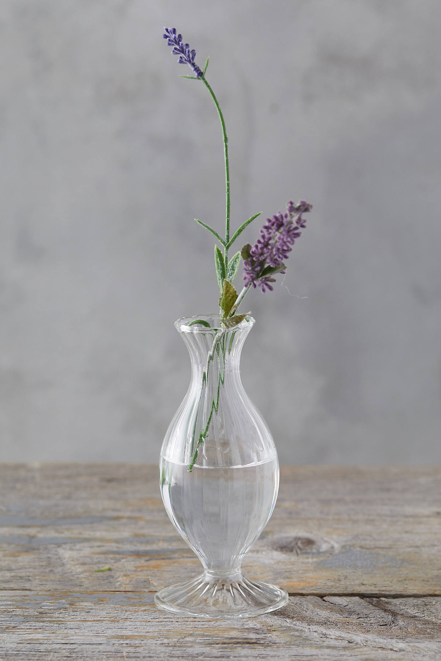 Scalloped Glass Vase - Image 0