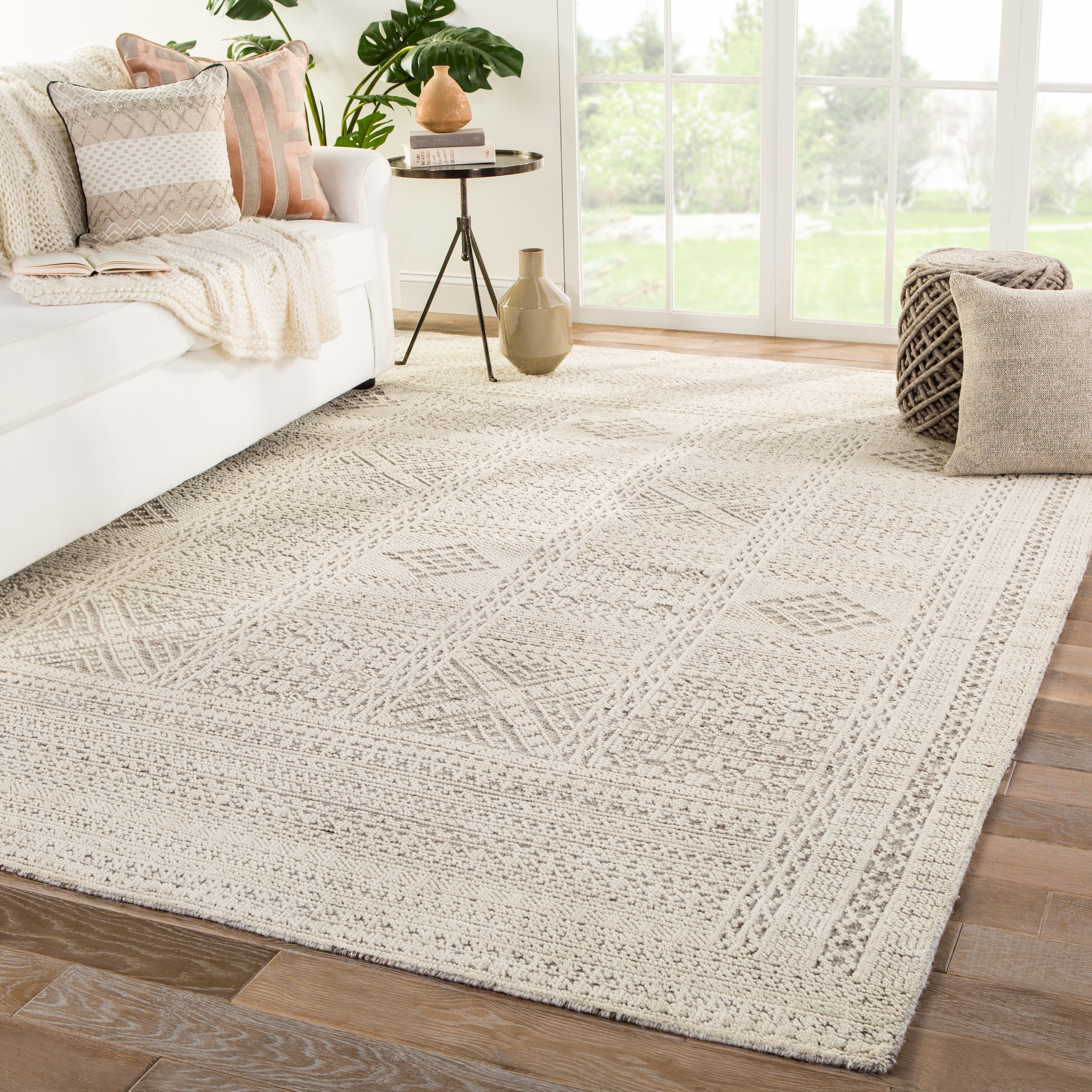 Jadene Hand-Knotted Geometric White/ Light Gray Area Rug (8'X11') - Image 4