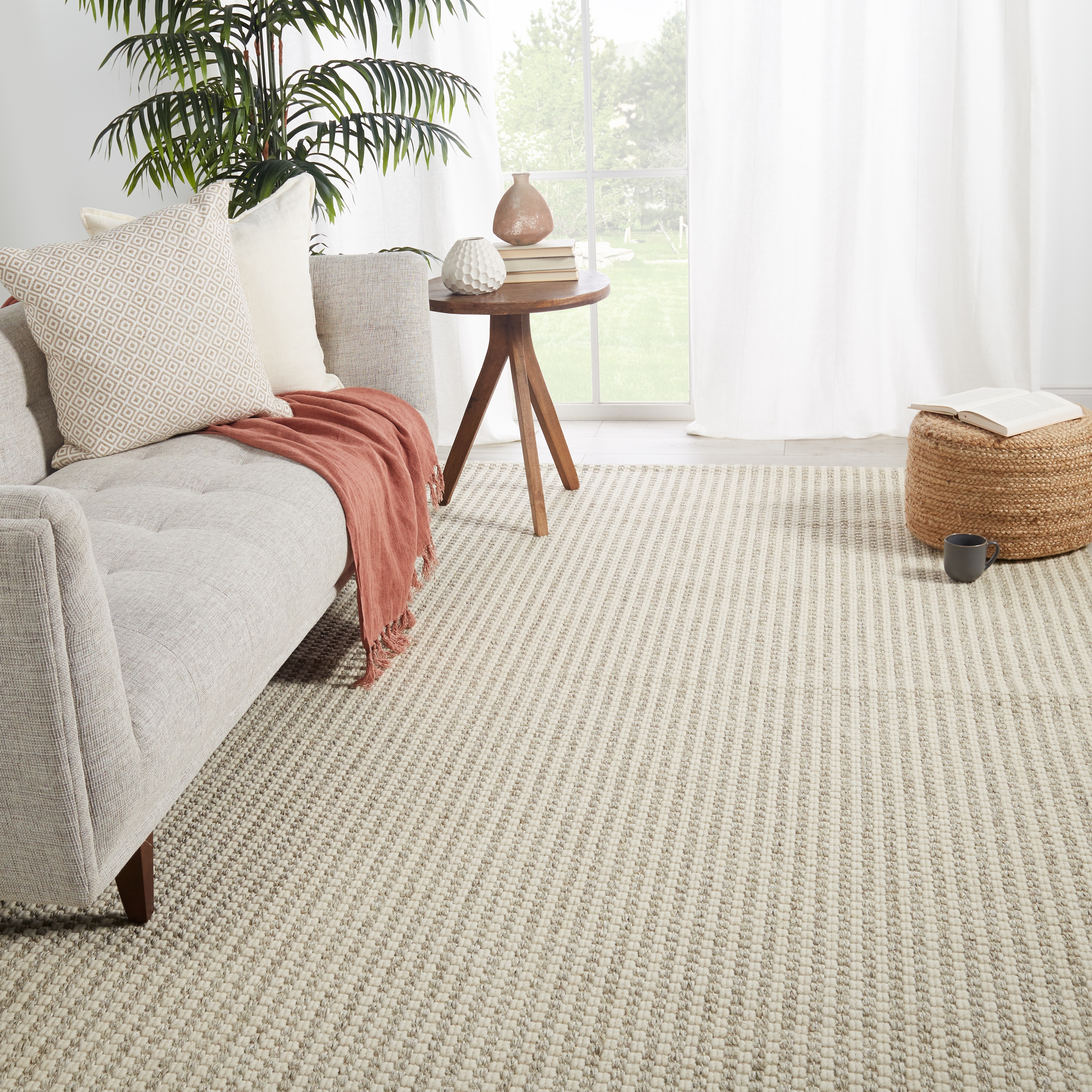 Fetia Natural Solid Cream/ Light Taupe Area Rug (8'X10') - Image 4