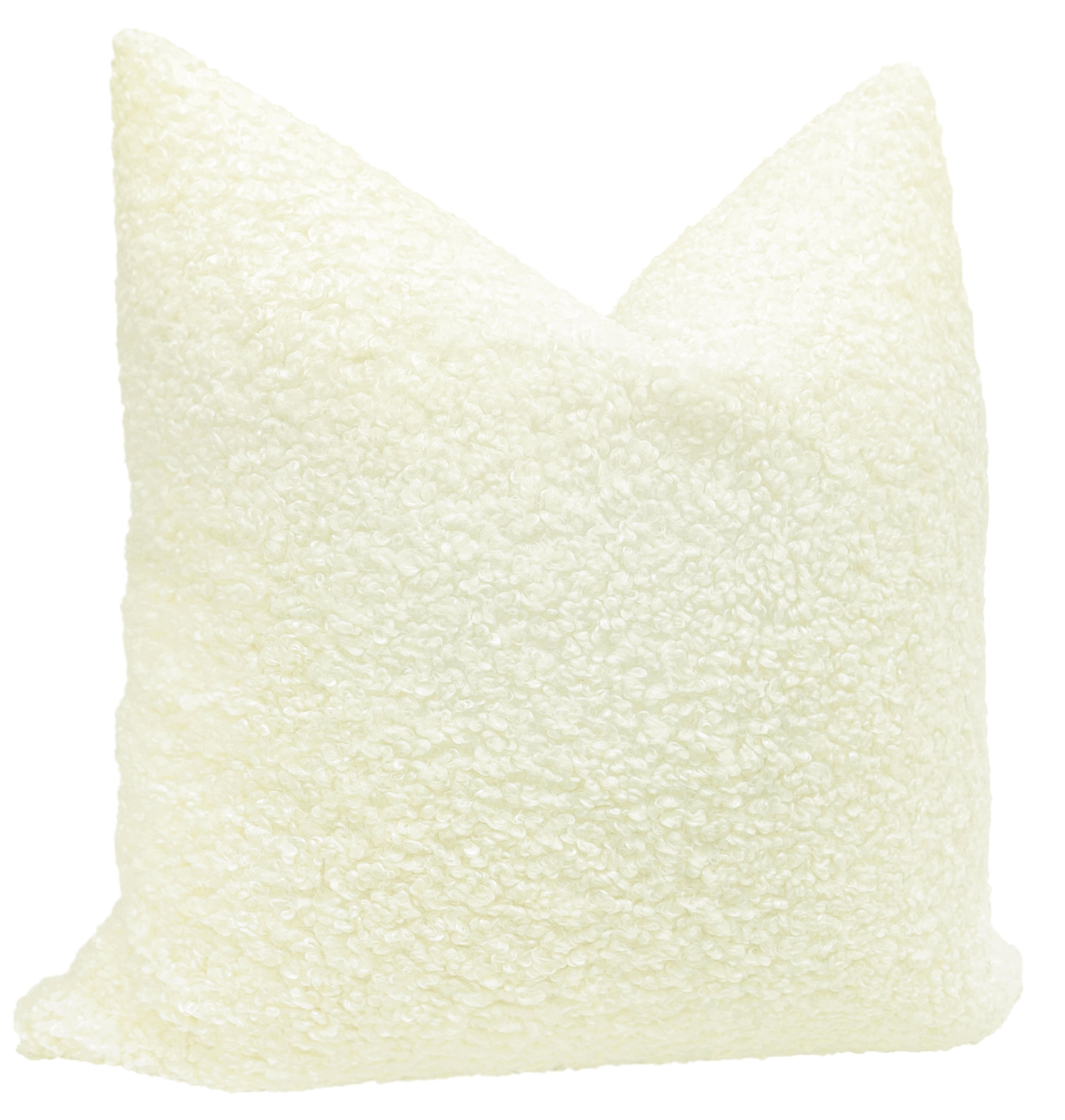 DOLLY // CRÈME - 14" X 36" - Image 1