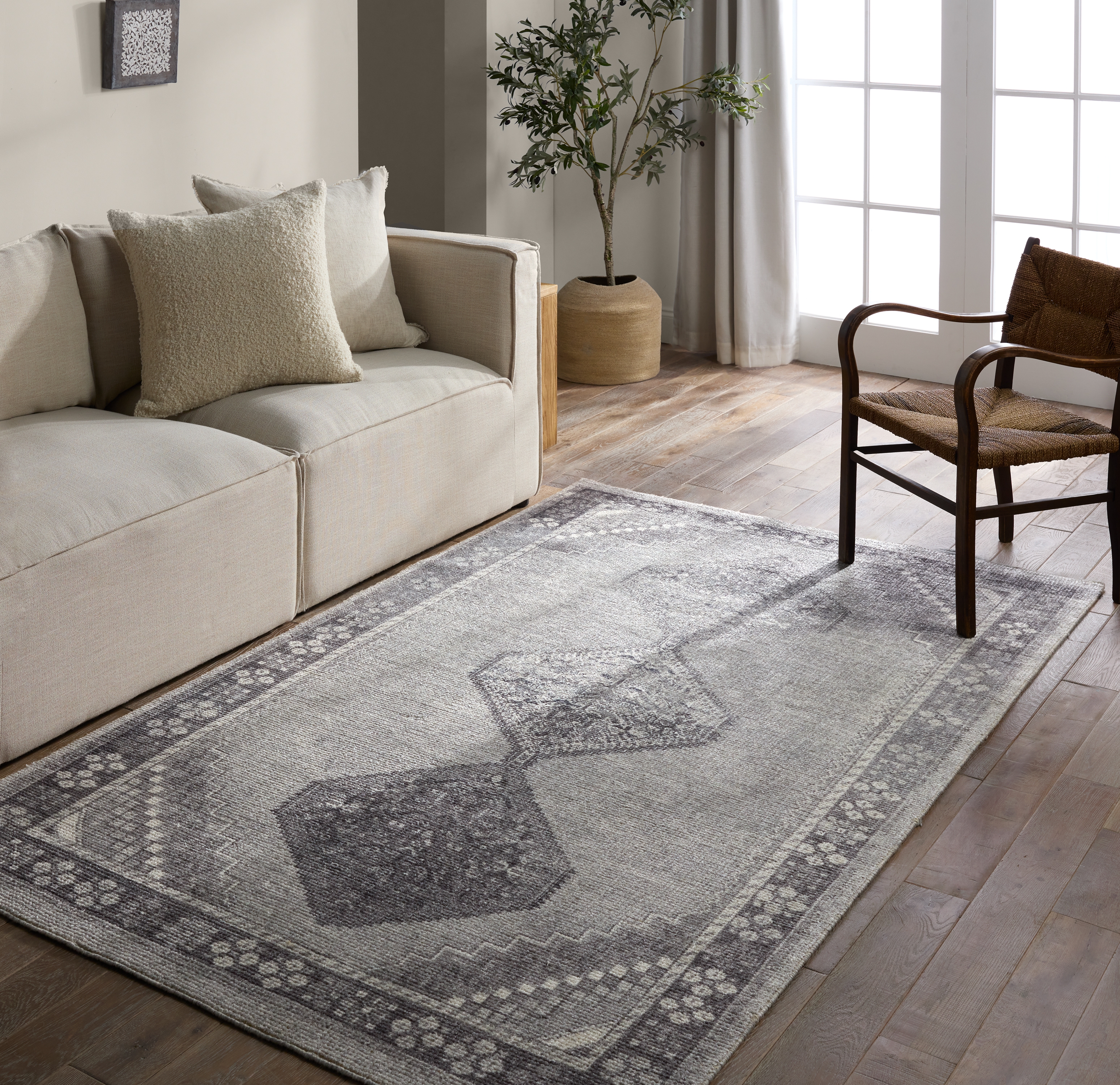 Diedre THO02 Handmade Medallion Gray Area Rug (7'9"x9'9") - Image 4