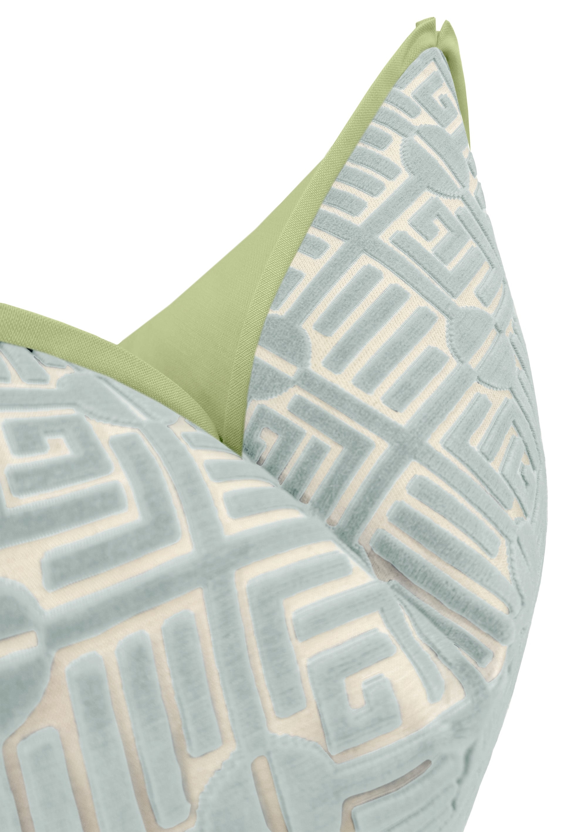 LABYRINTH VELVET // MIST | THIBAUT - 20" X 20" / BUTTERFLY FLANGE / Mineral - Image 6